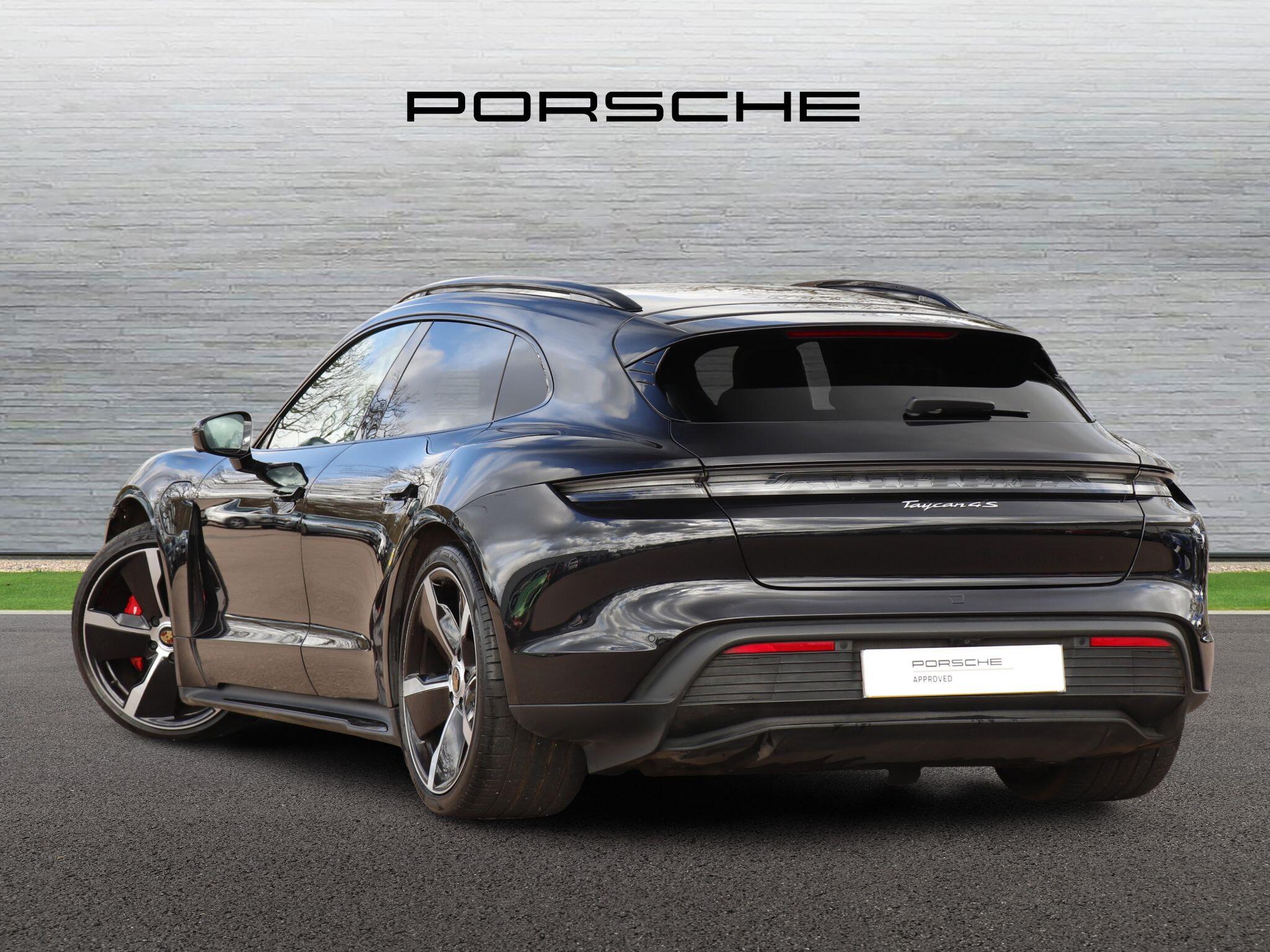 Porsche Taycan view 40