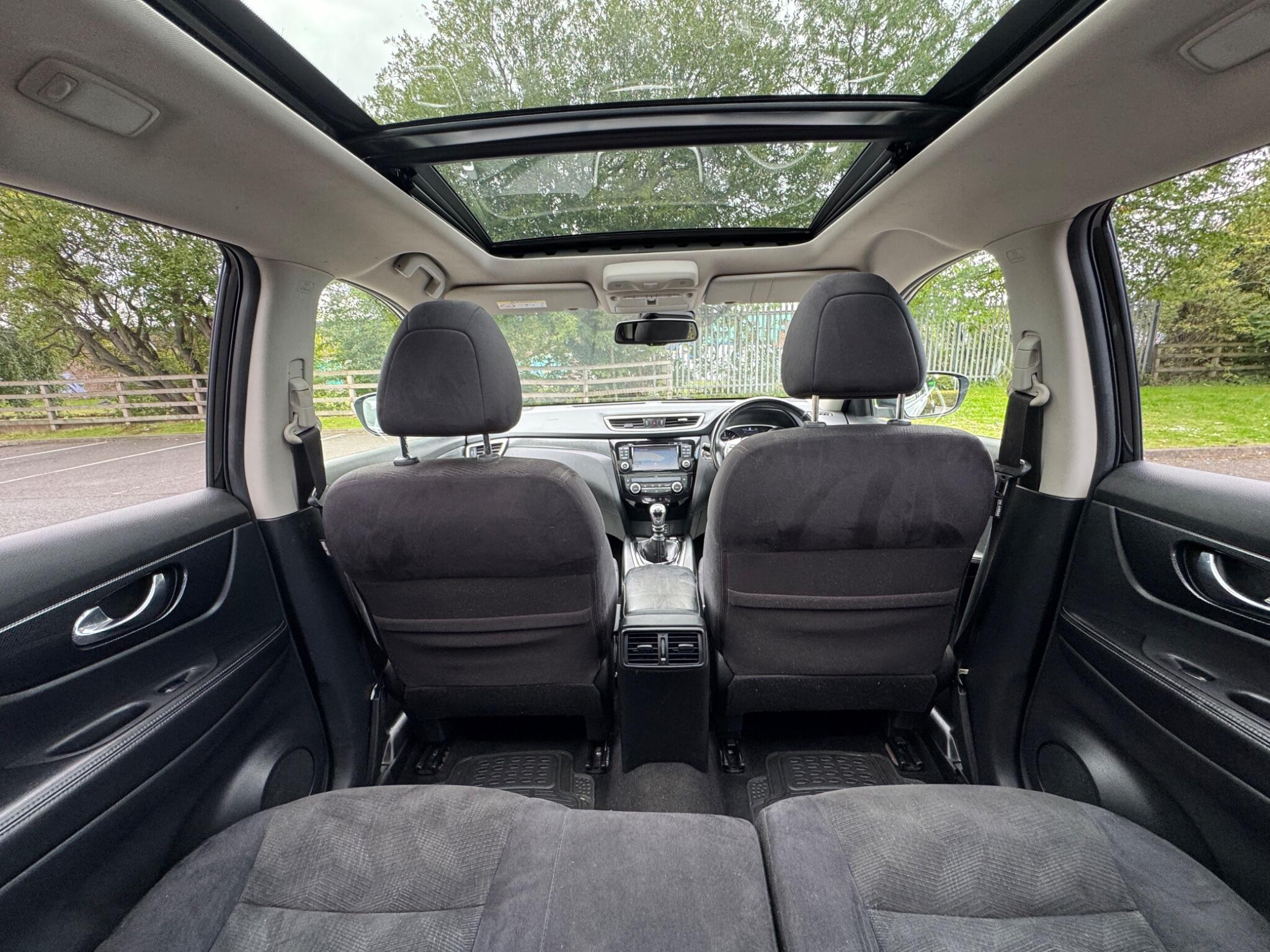 Nissan X-Trail view 16