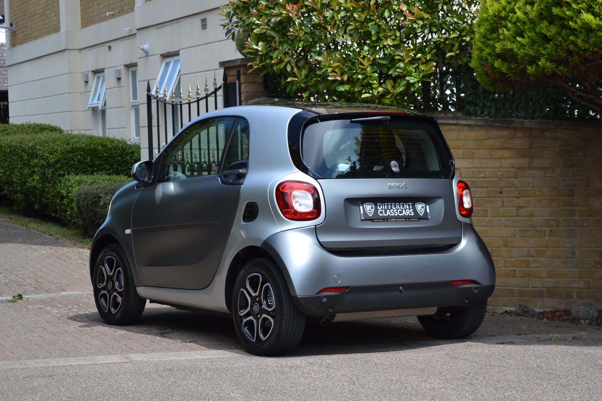 Smart Fortwo view 16