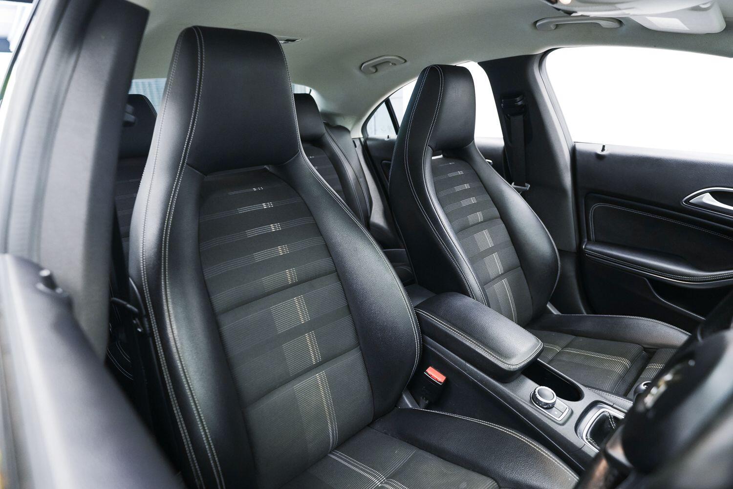 Mercedes-Benz Cla view 9
