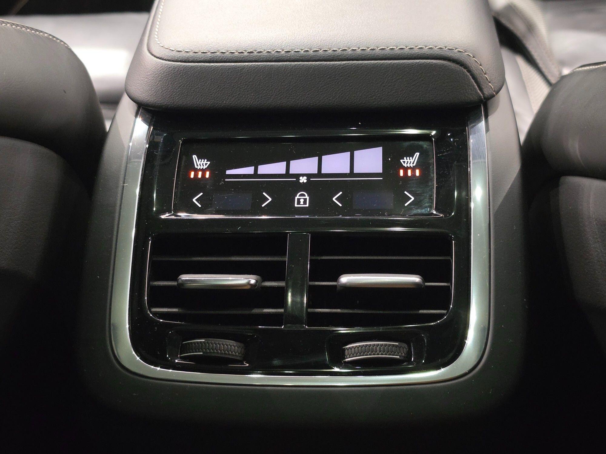 Volvo V60 view 21
