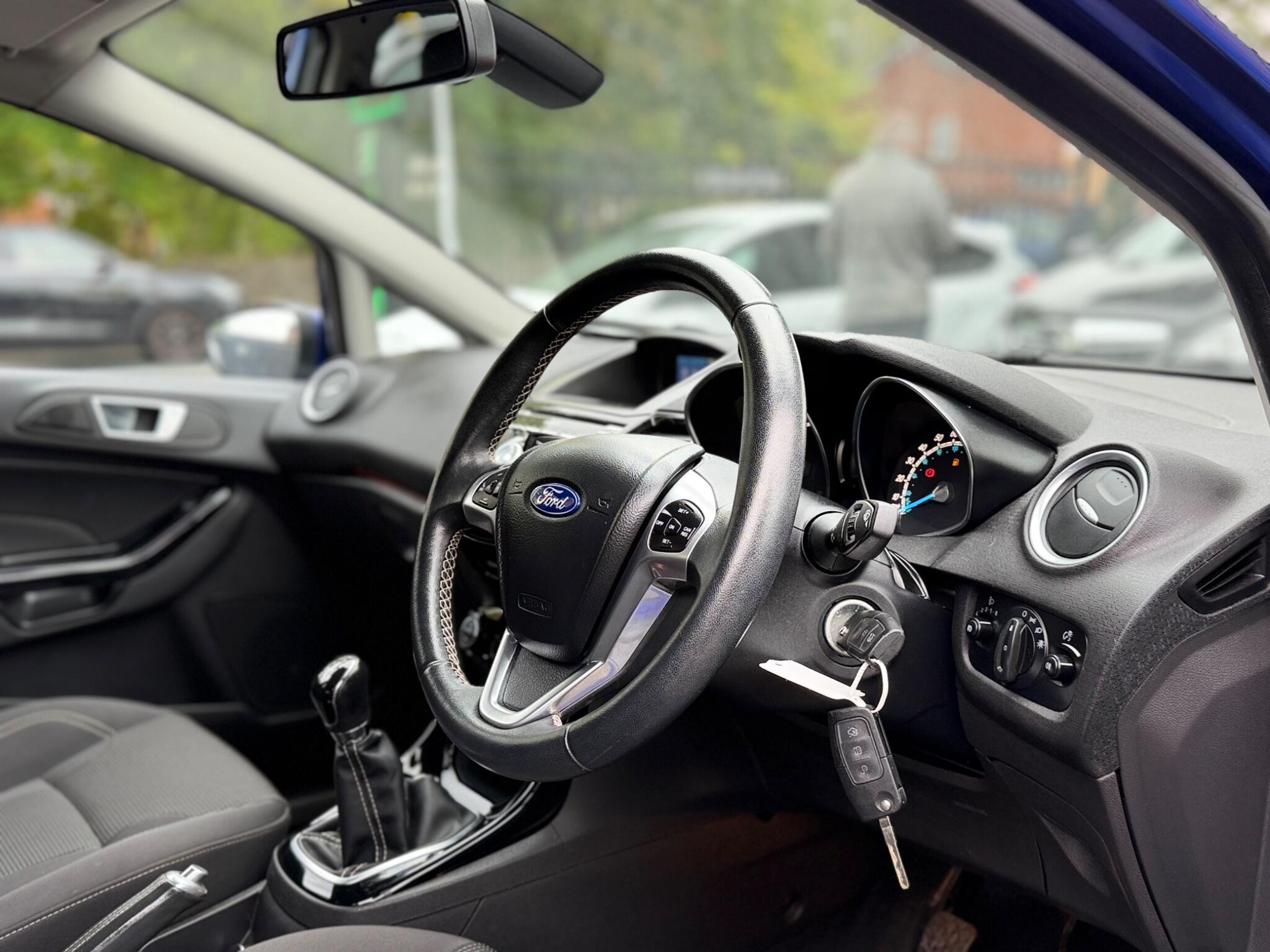 Ford Fiesta view 24