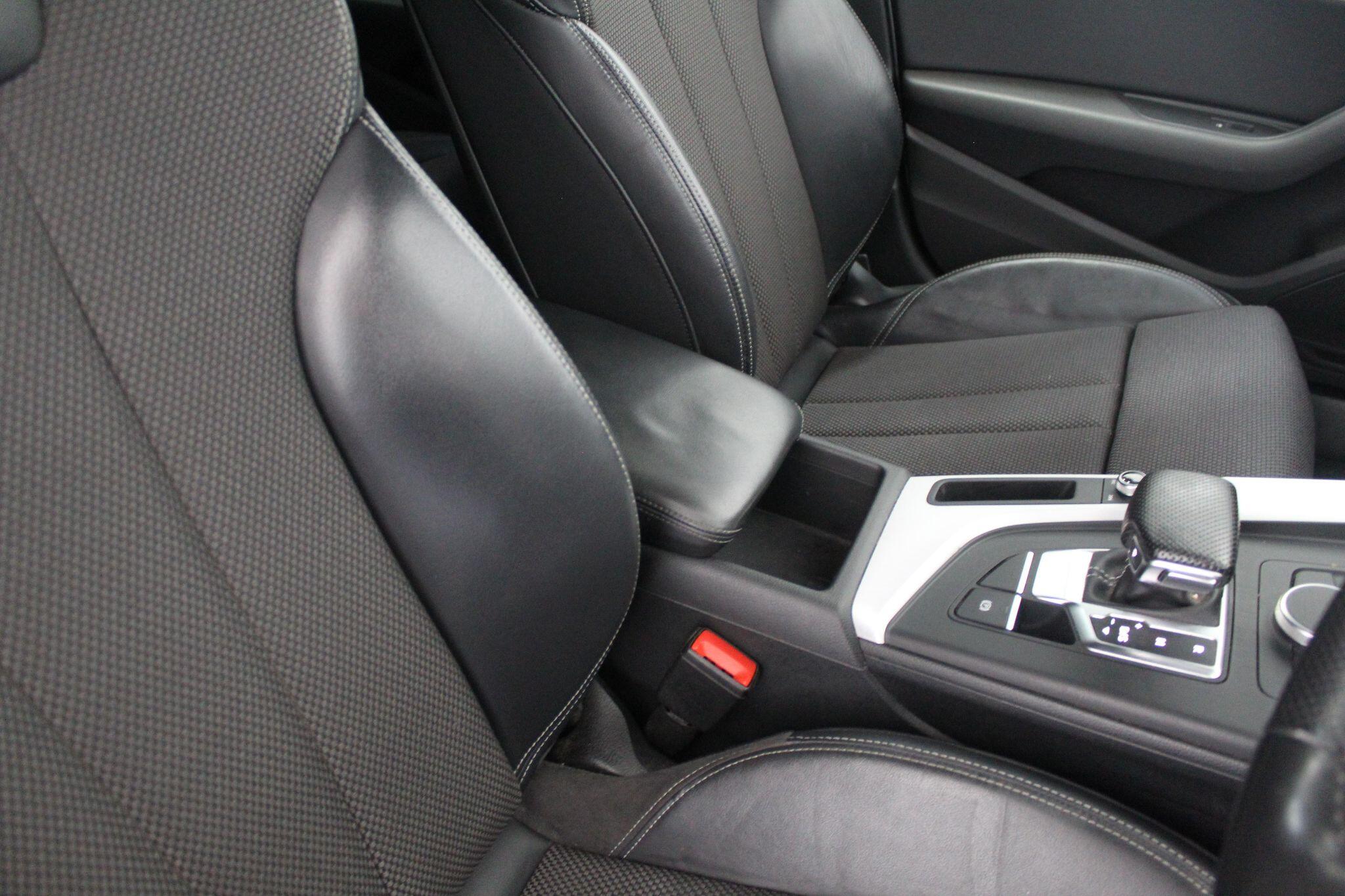 Audi A4 view 44