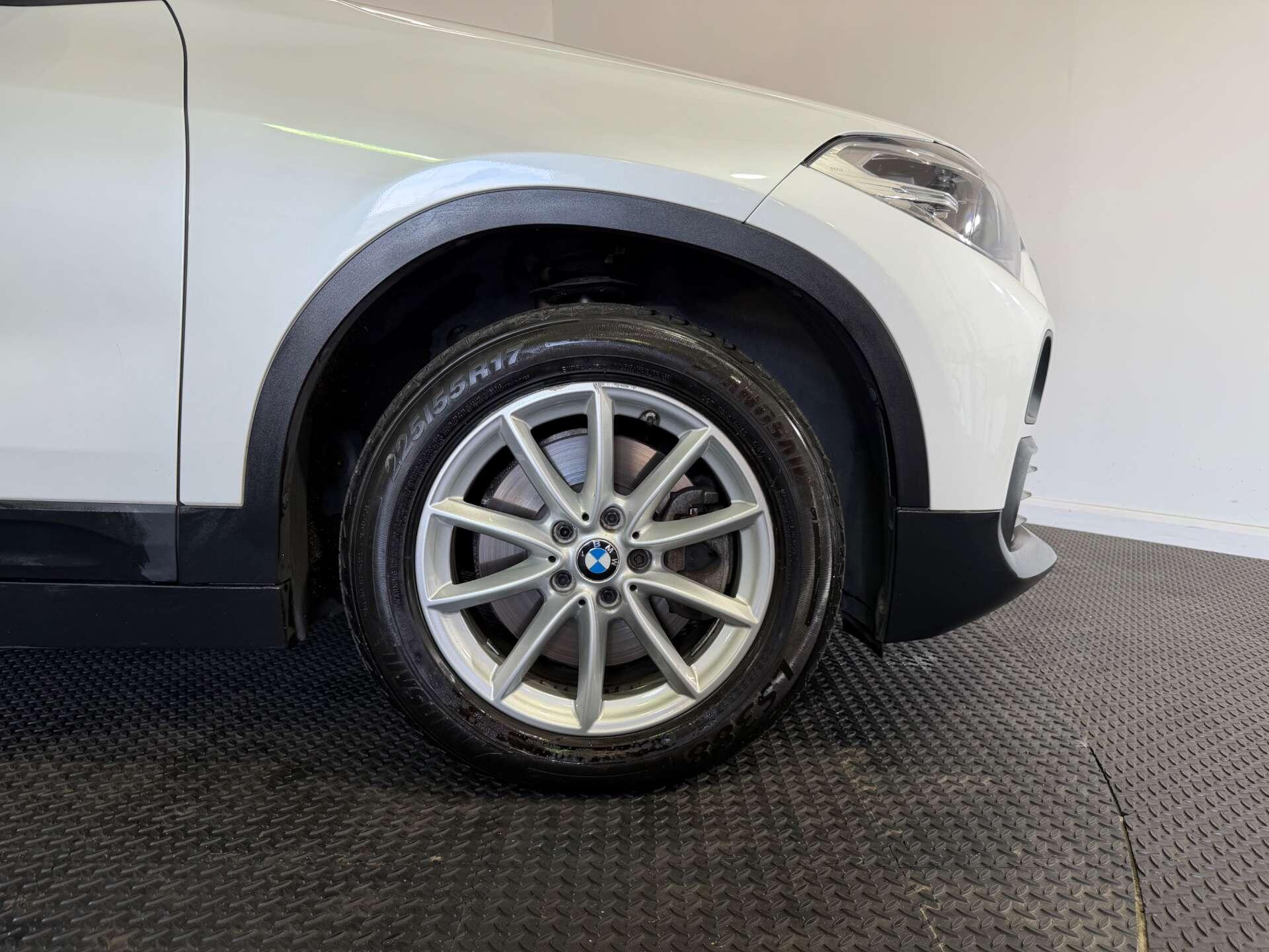 BMW X2 view 68