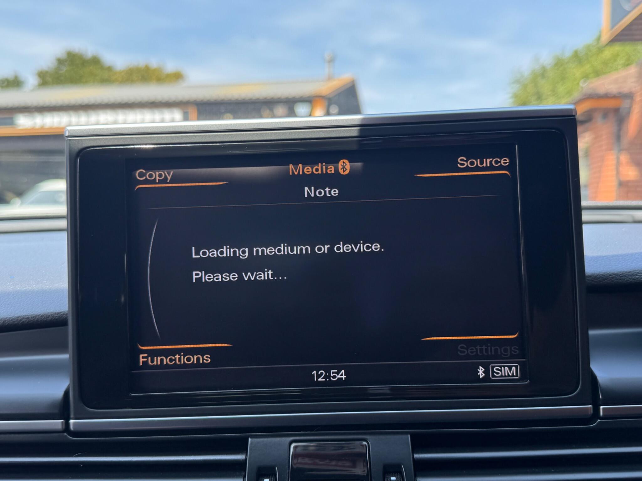 Audi A6 Avant view 30