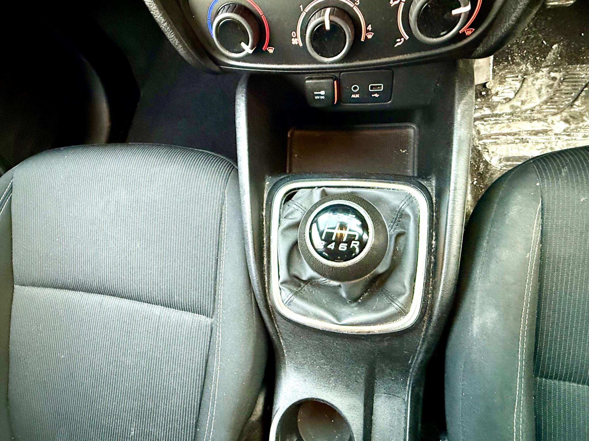 2017 Fiat Tipo 1.4 MPI Easy Euro 6 5dr • 74,447 miles image 9