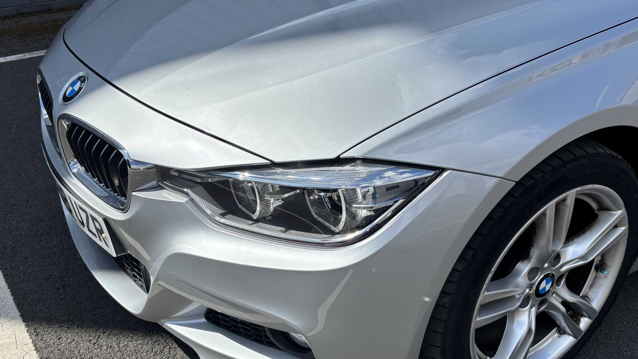 BMW 3 Series view 37