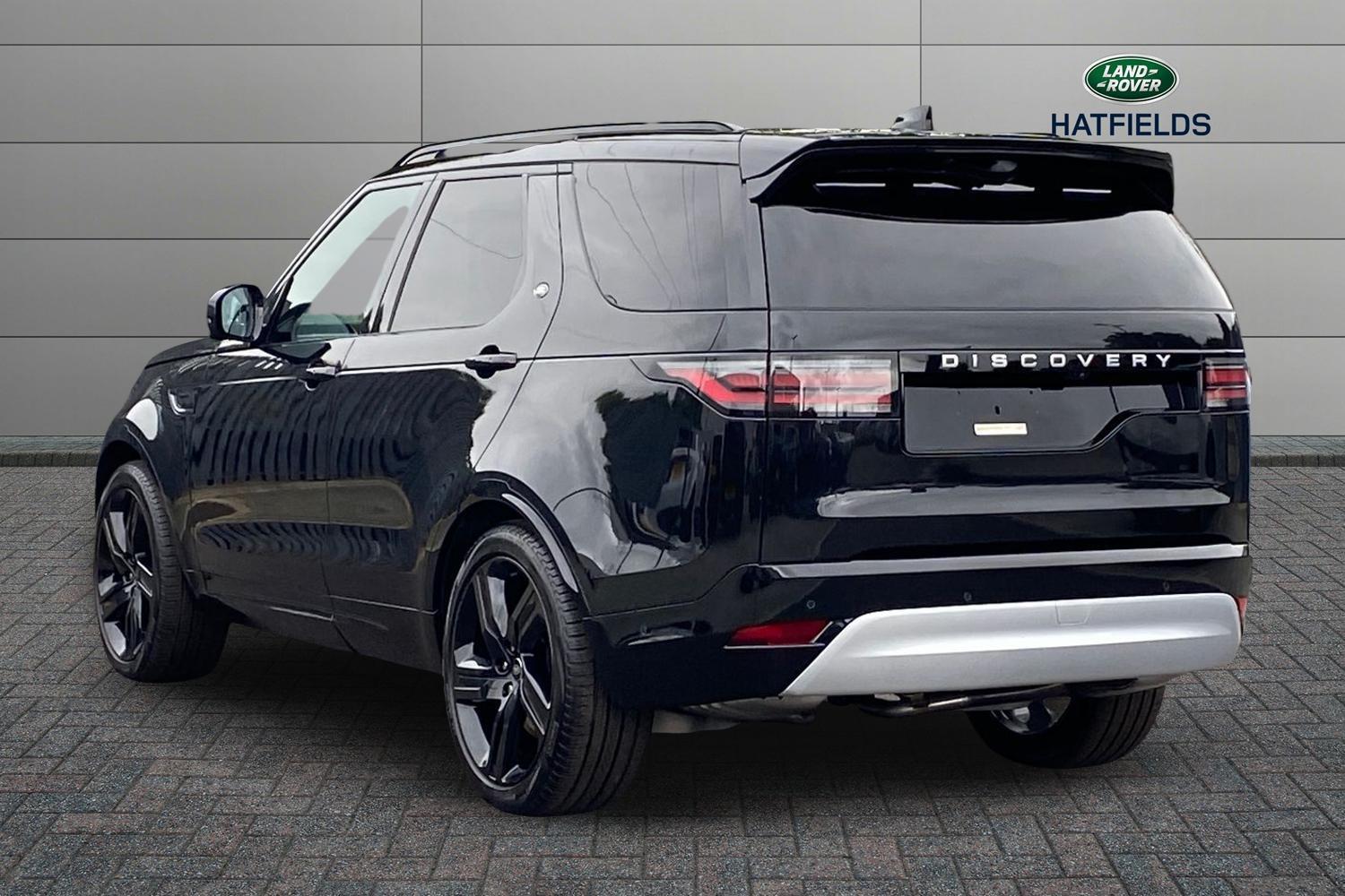 Land Rover Discovery view 2