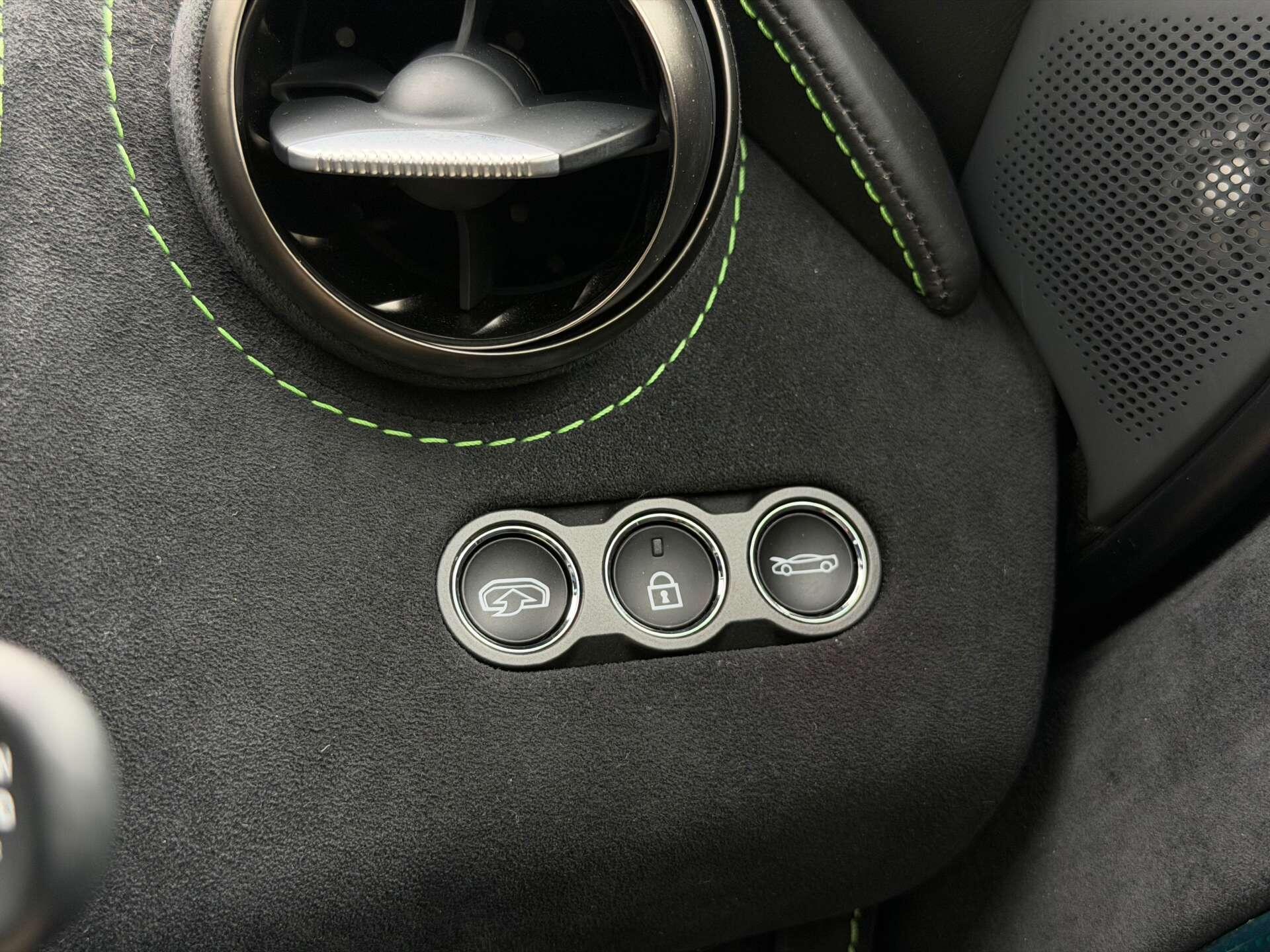 Mclaren 720s view 59