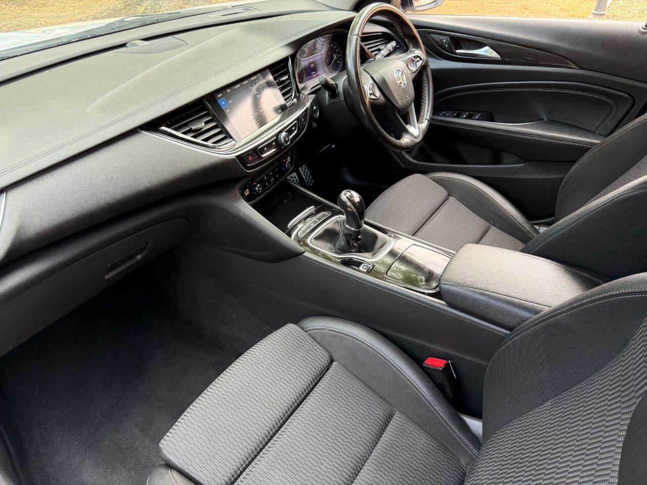 Vauxhall Insignia view 10