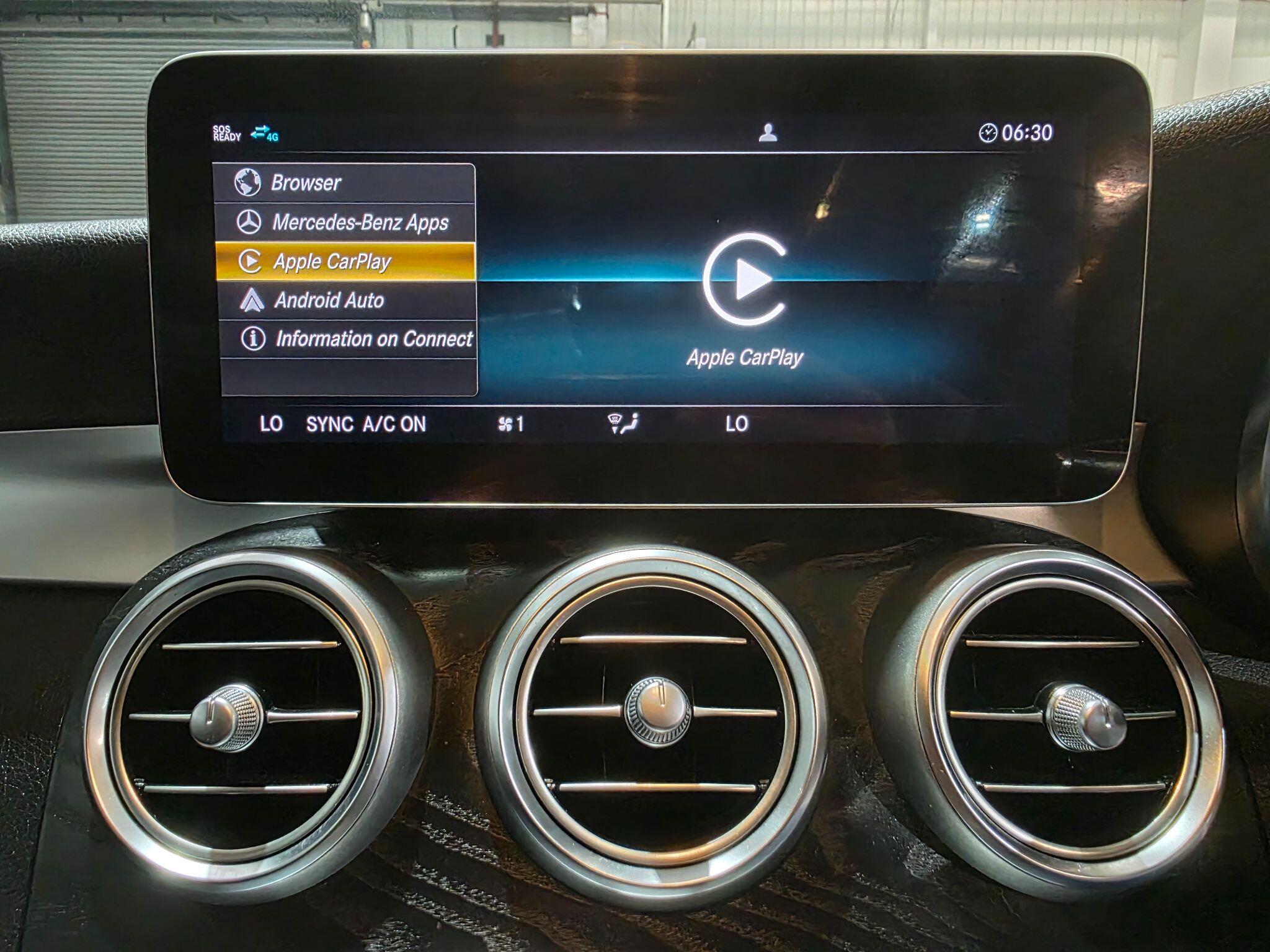 Mercedes-Benz C Class view 9