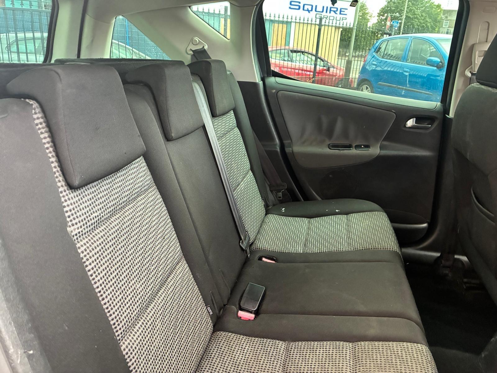 Peugeot 207 view 17