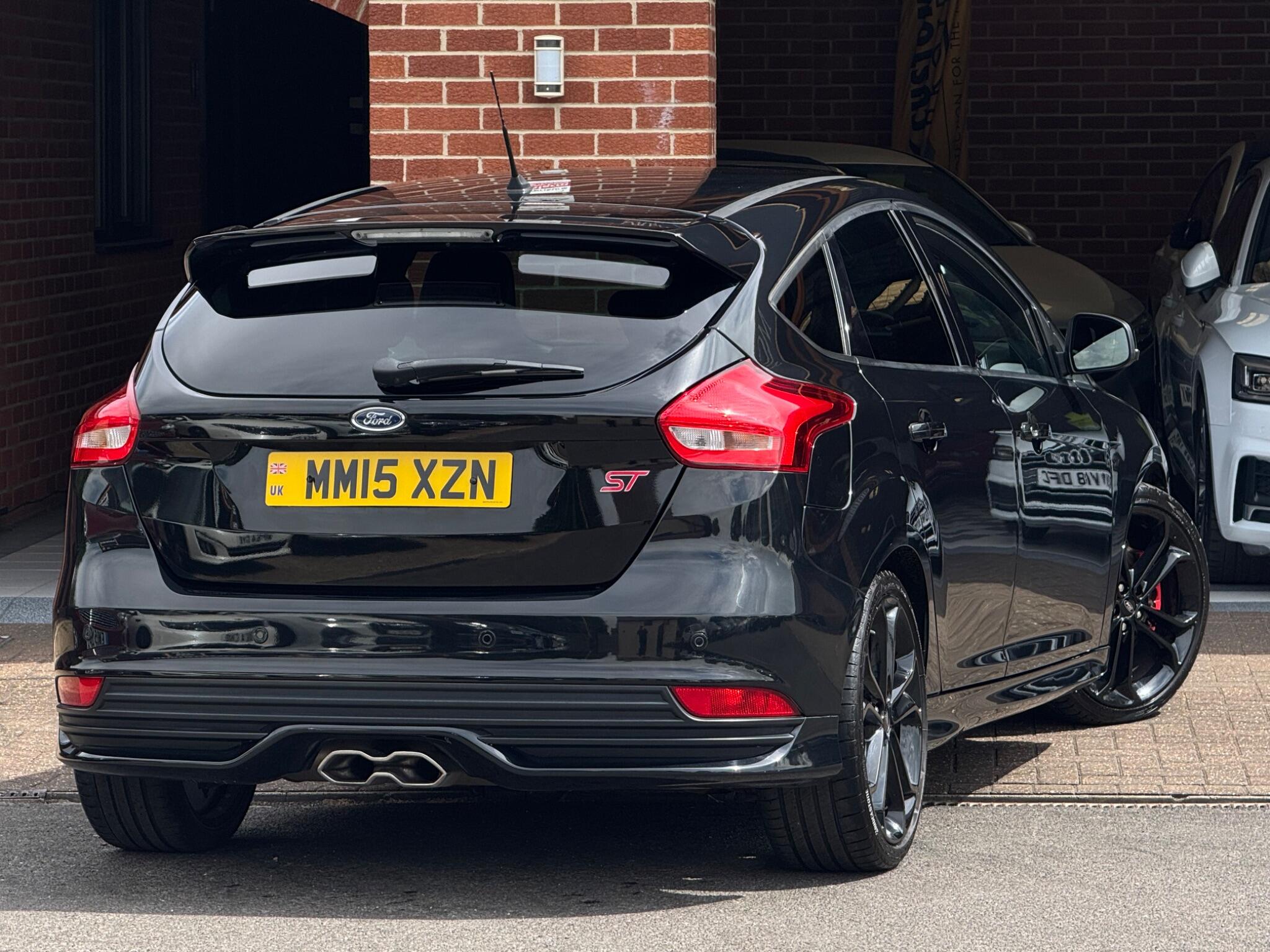 Ford Focus view 4