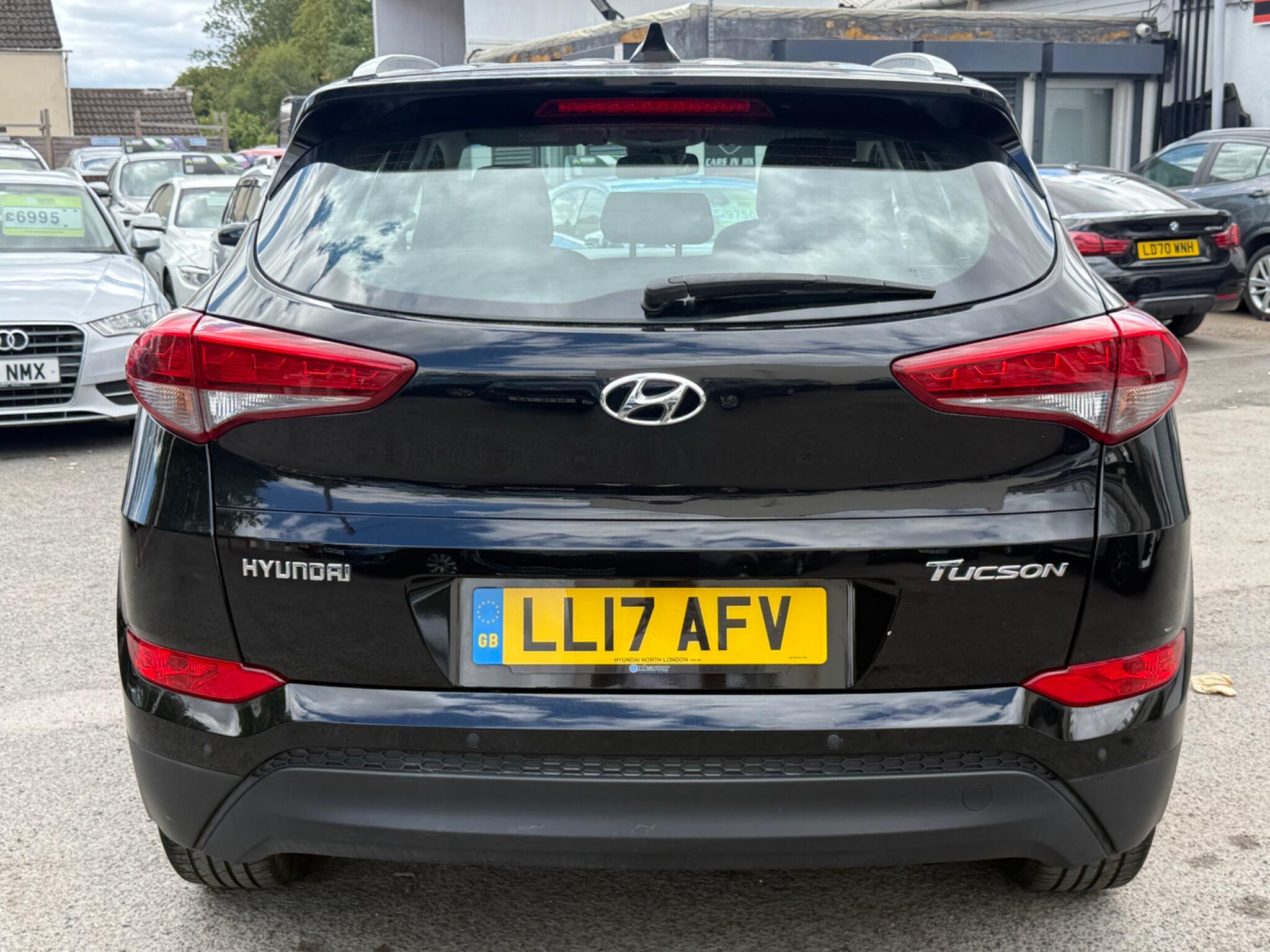 Hyundai TUCSON - Image 15