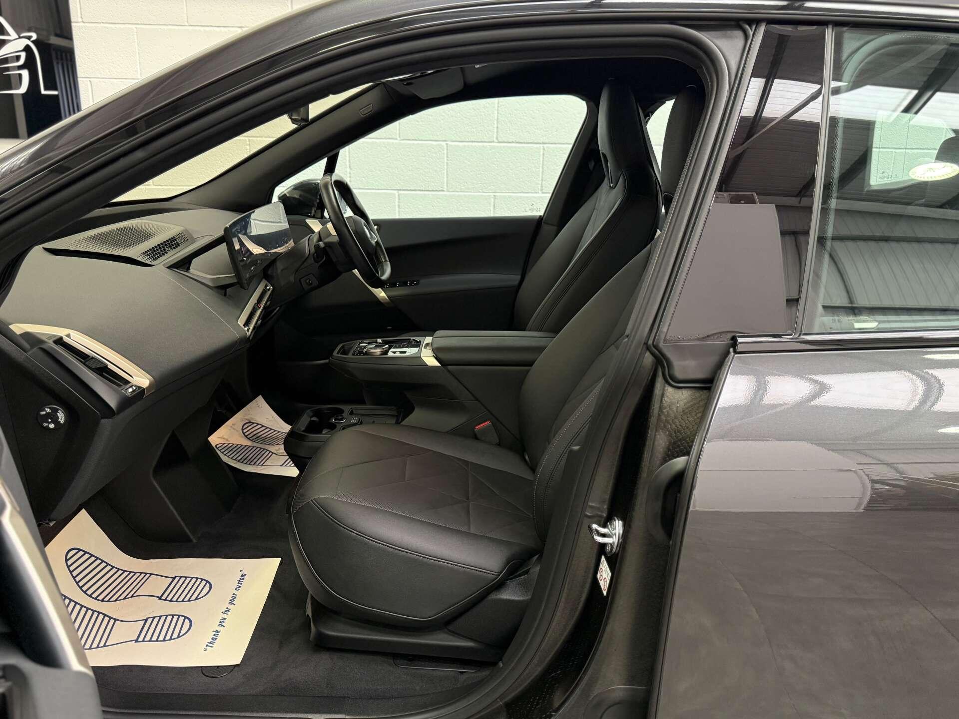 BMW Ix view 16