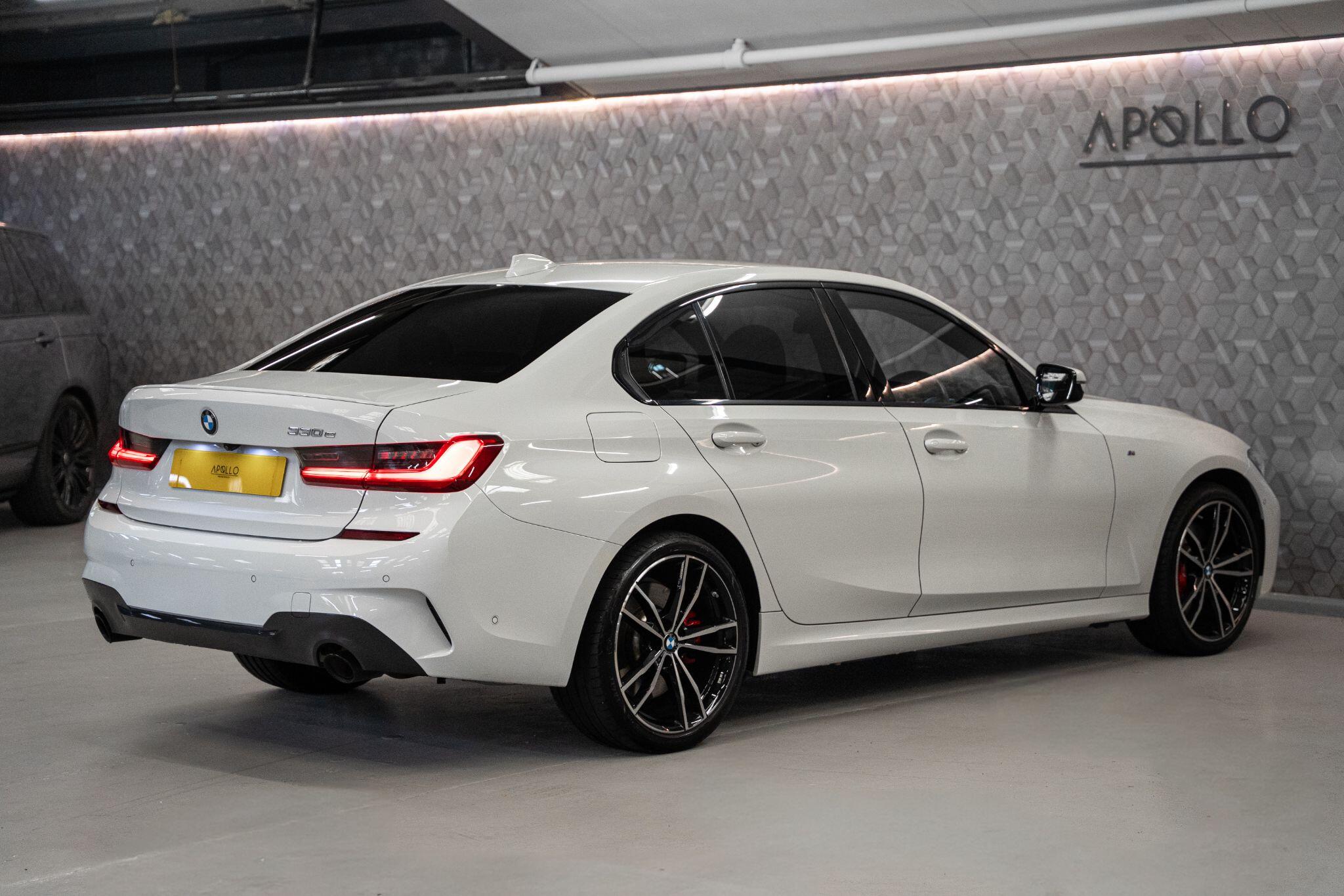 BMW 3 Series view 10