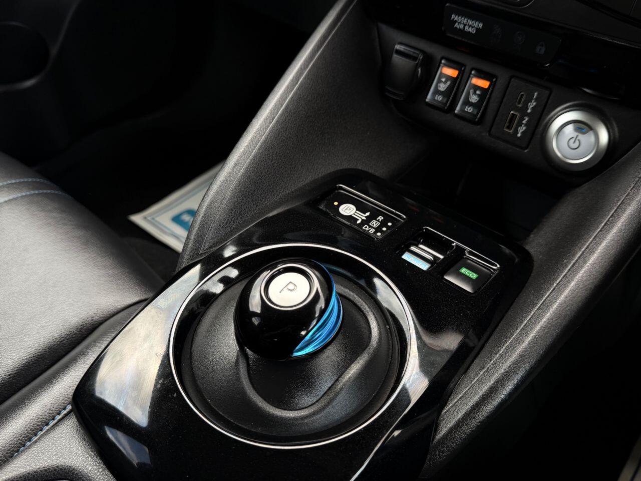 Nissan Leaf view 32