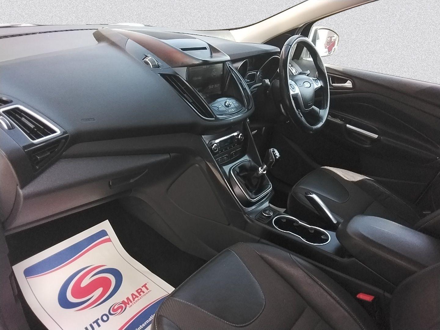 Ford Kuga 2.0 TDCi Titanium 2WD Euro 6 (s/s) 5dr