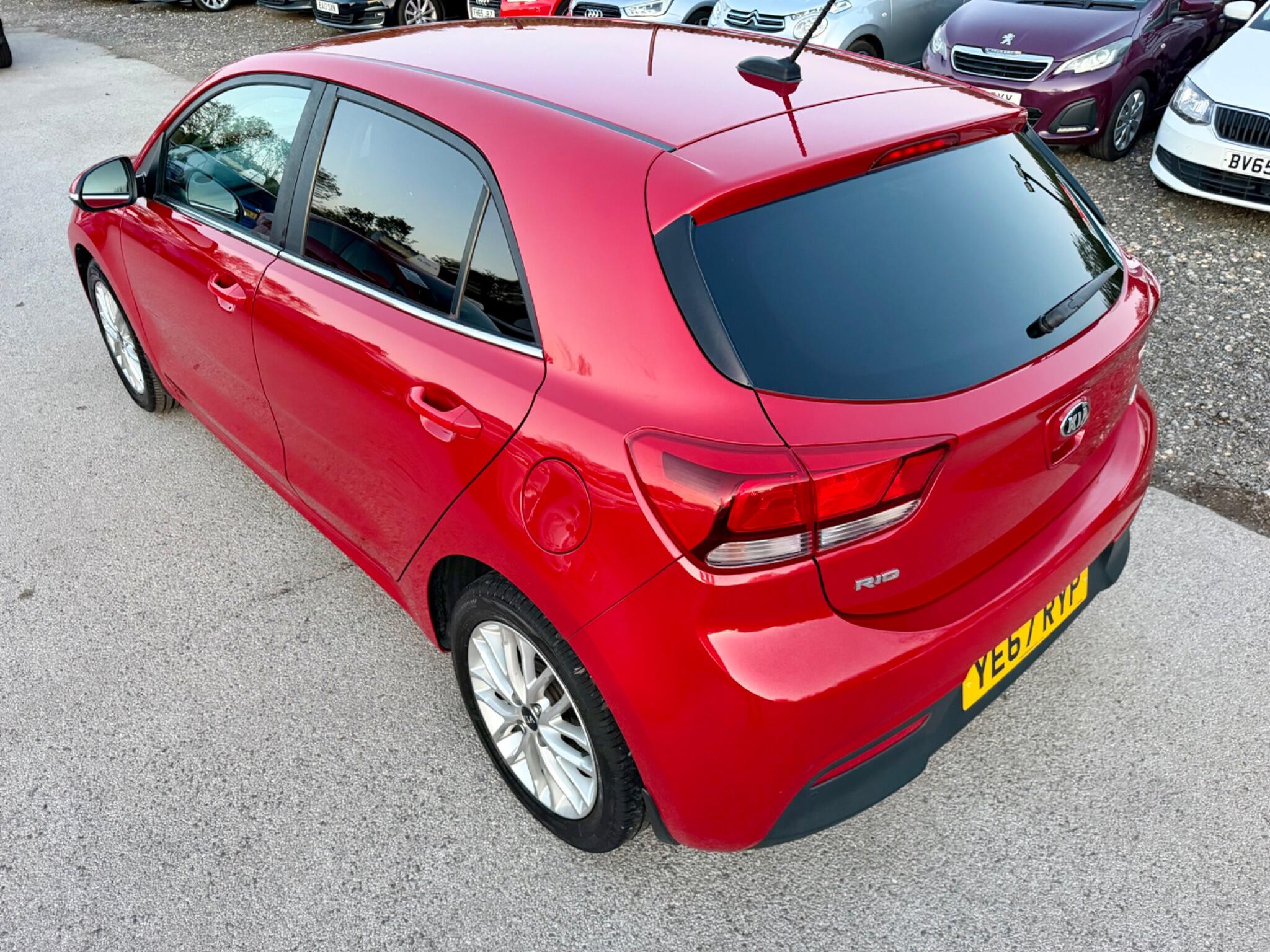 Kia Rio view 5