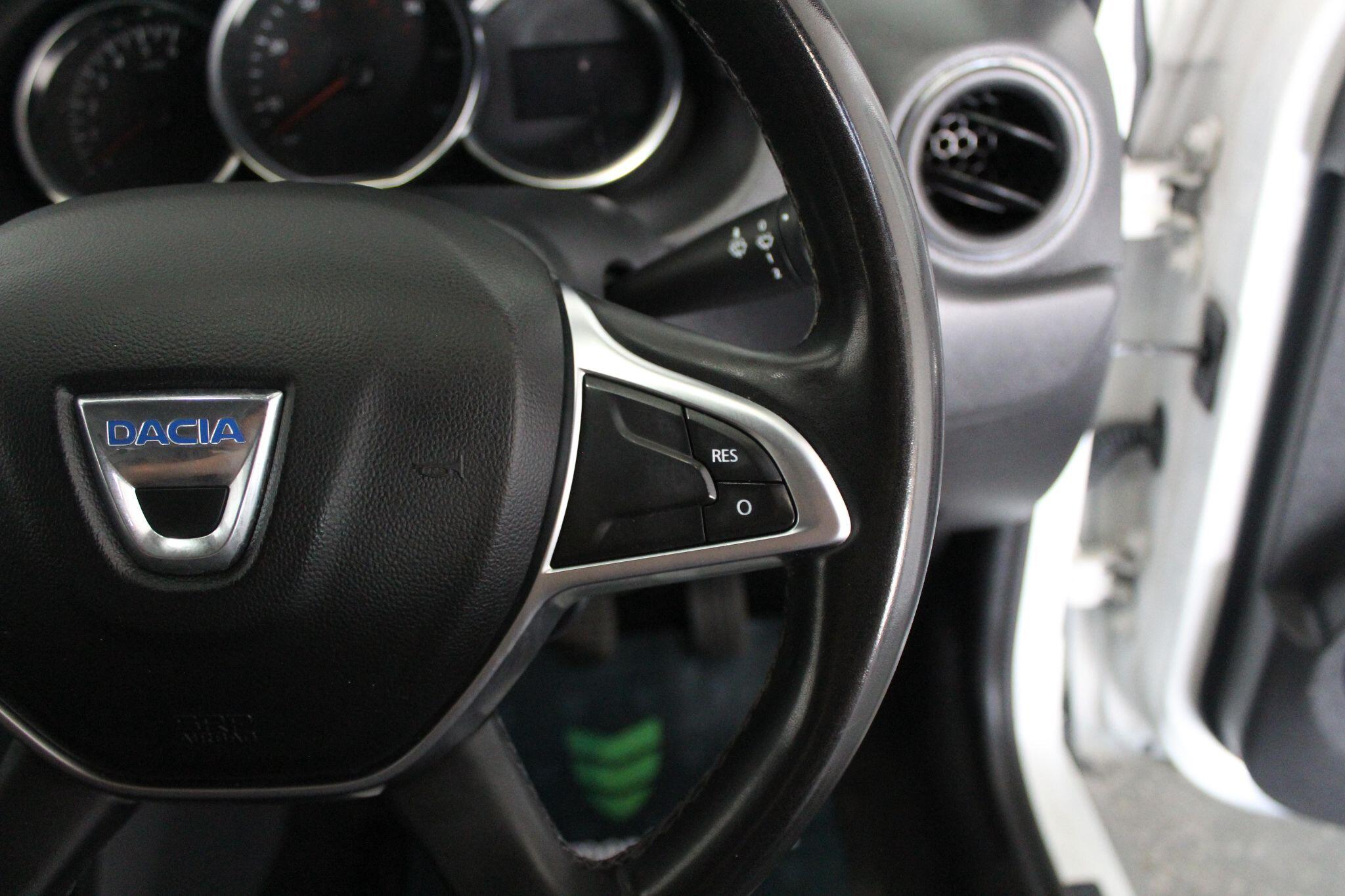 Dacia Duster view 45