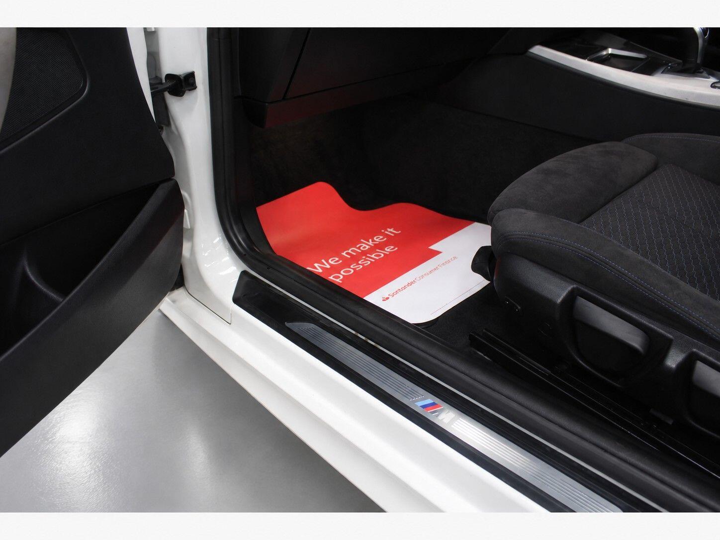 BMW 2 Series view 60