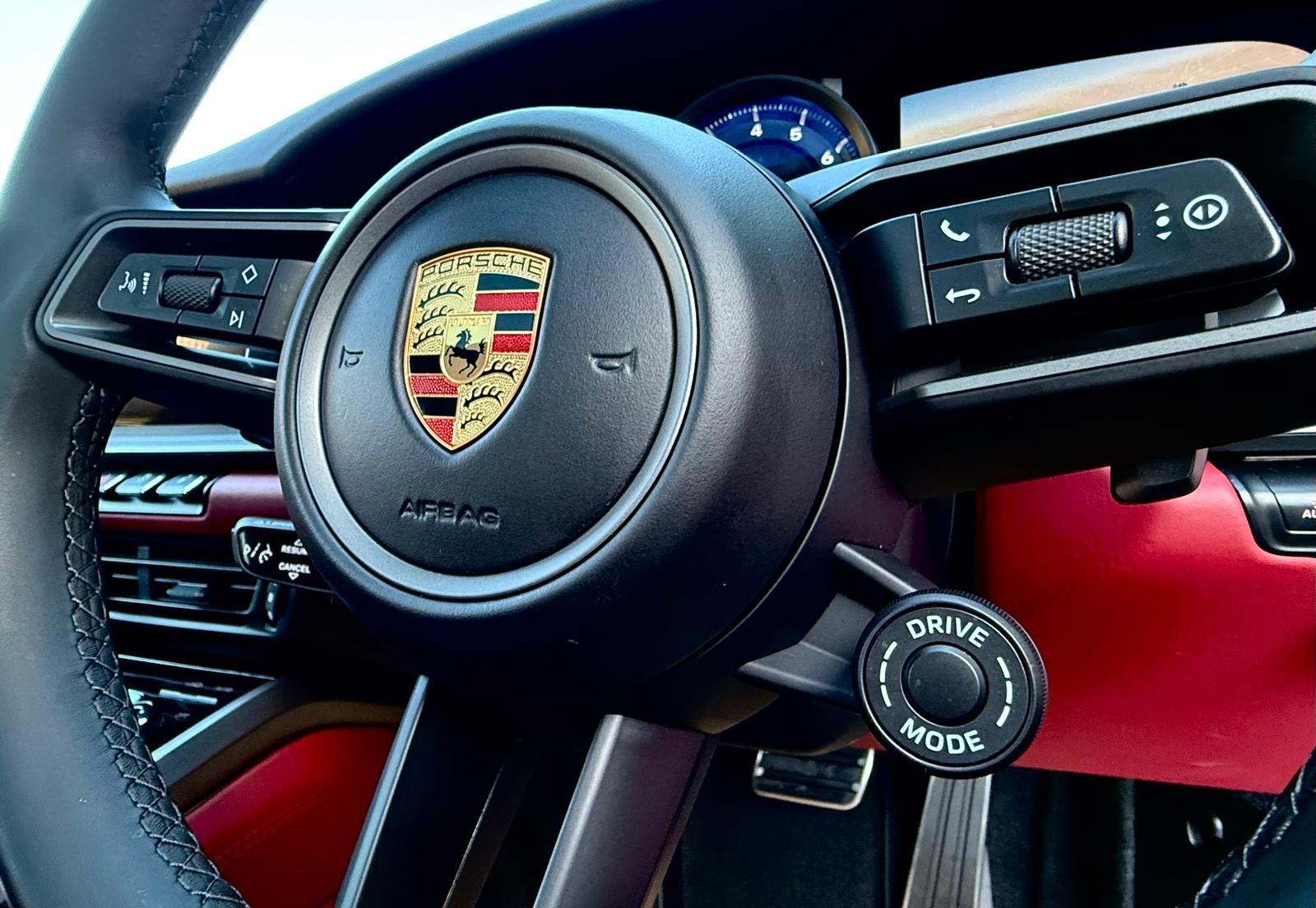Porsche 911 view 57