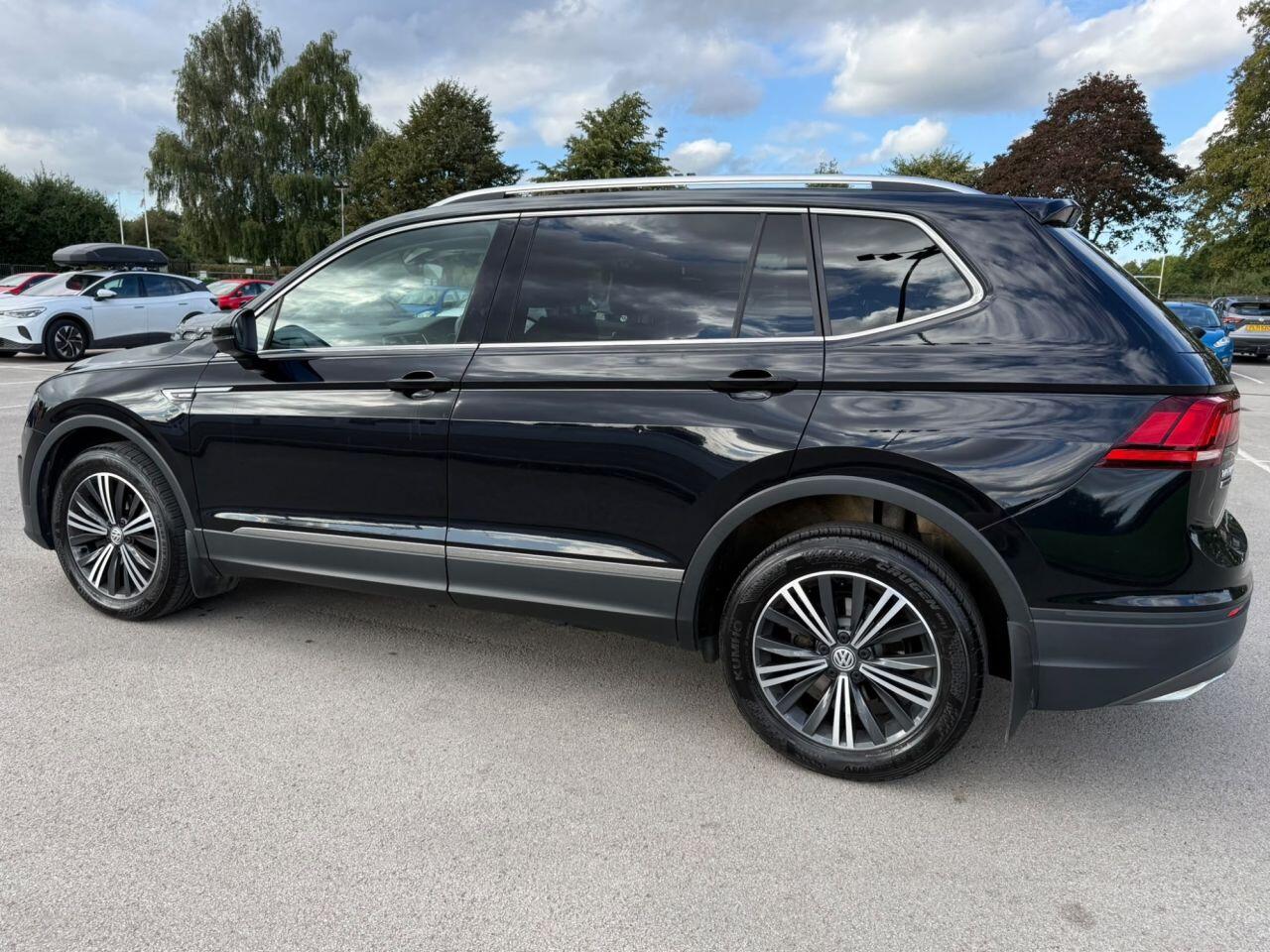 Volkswagen Tiguan Allspace view 63