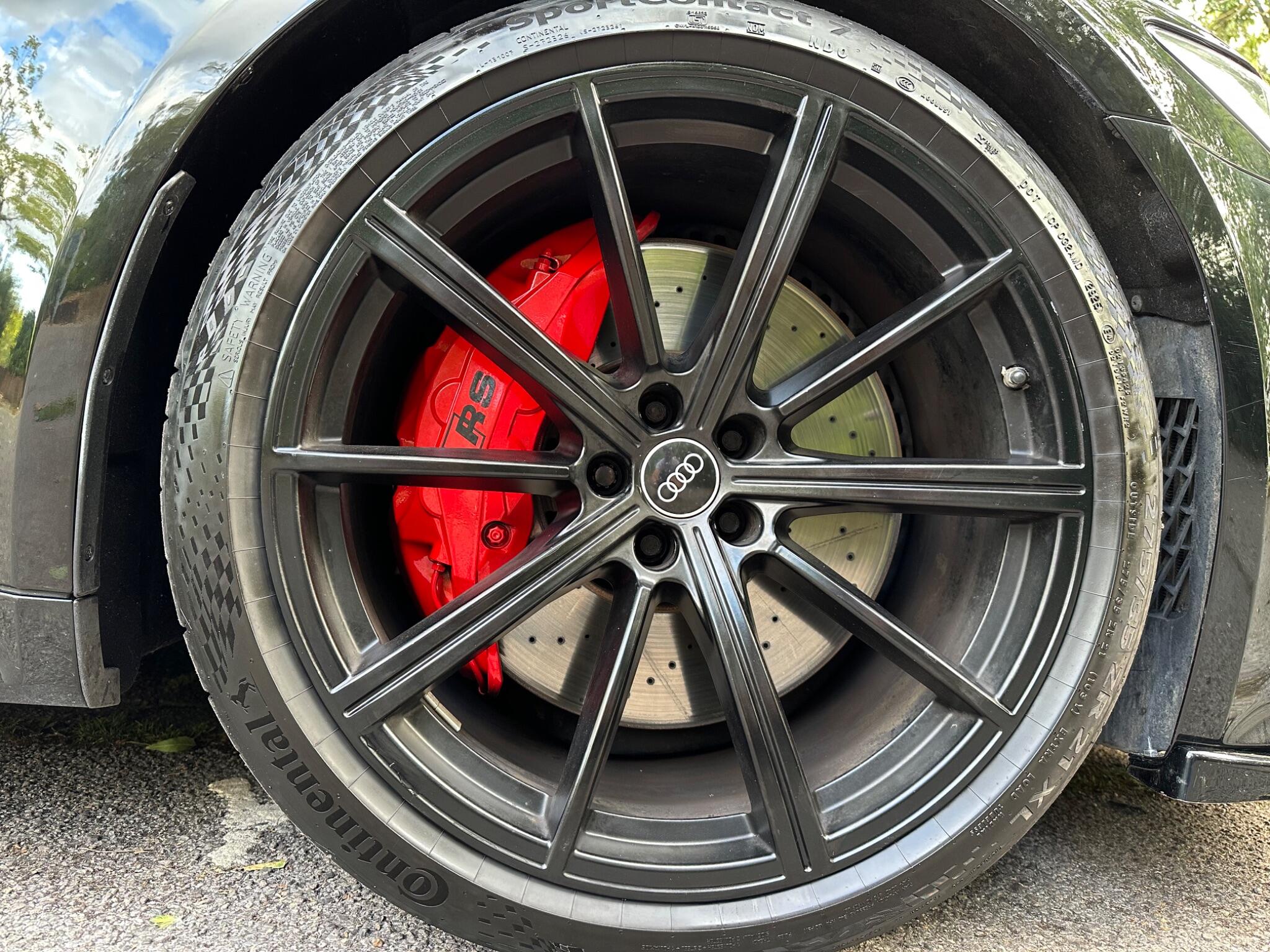 Audi RS6 view 26