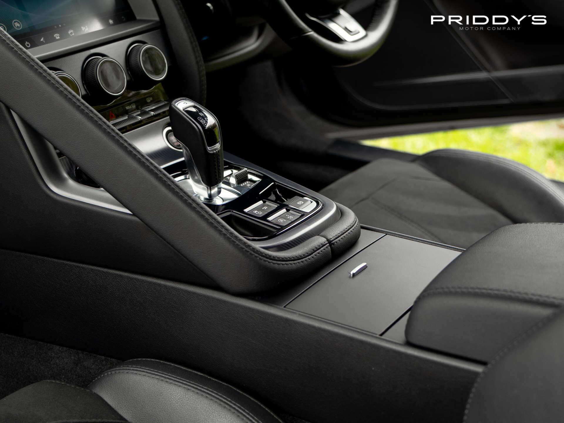 Jaguar F-Type view 19