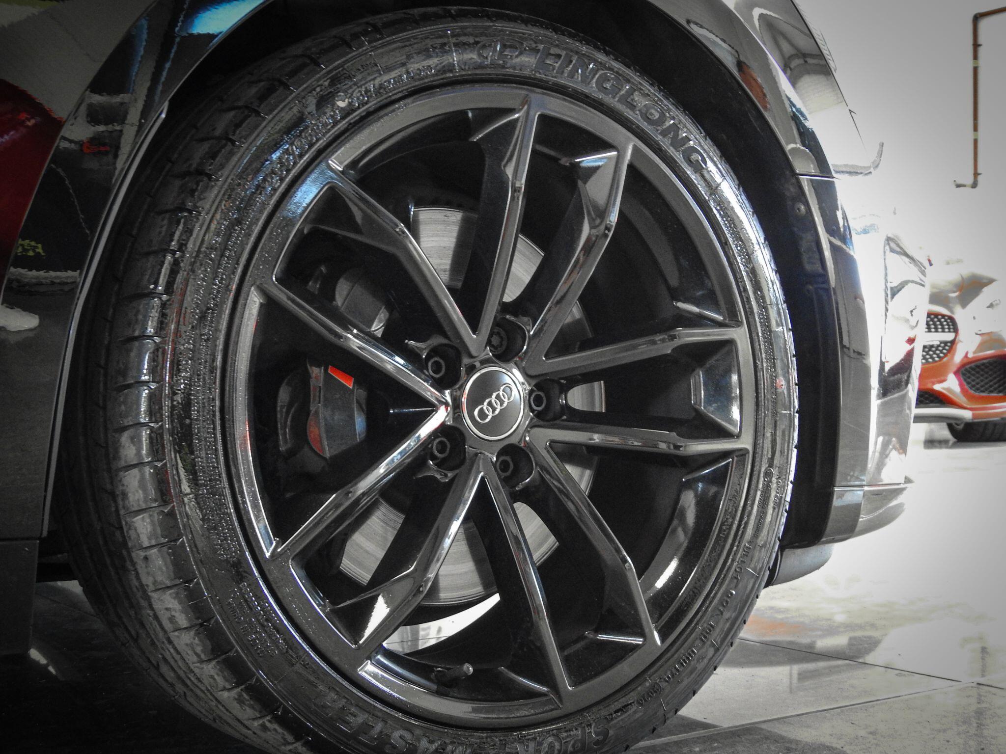 Audi S5 view 22