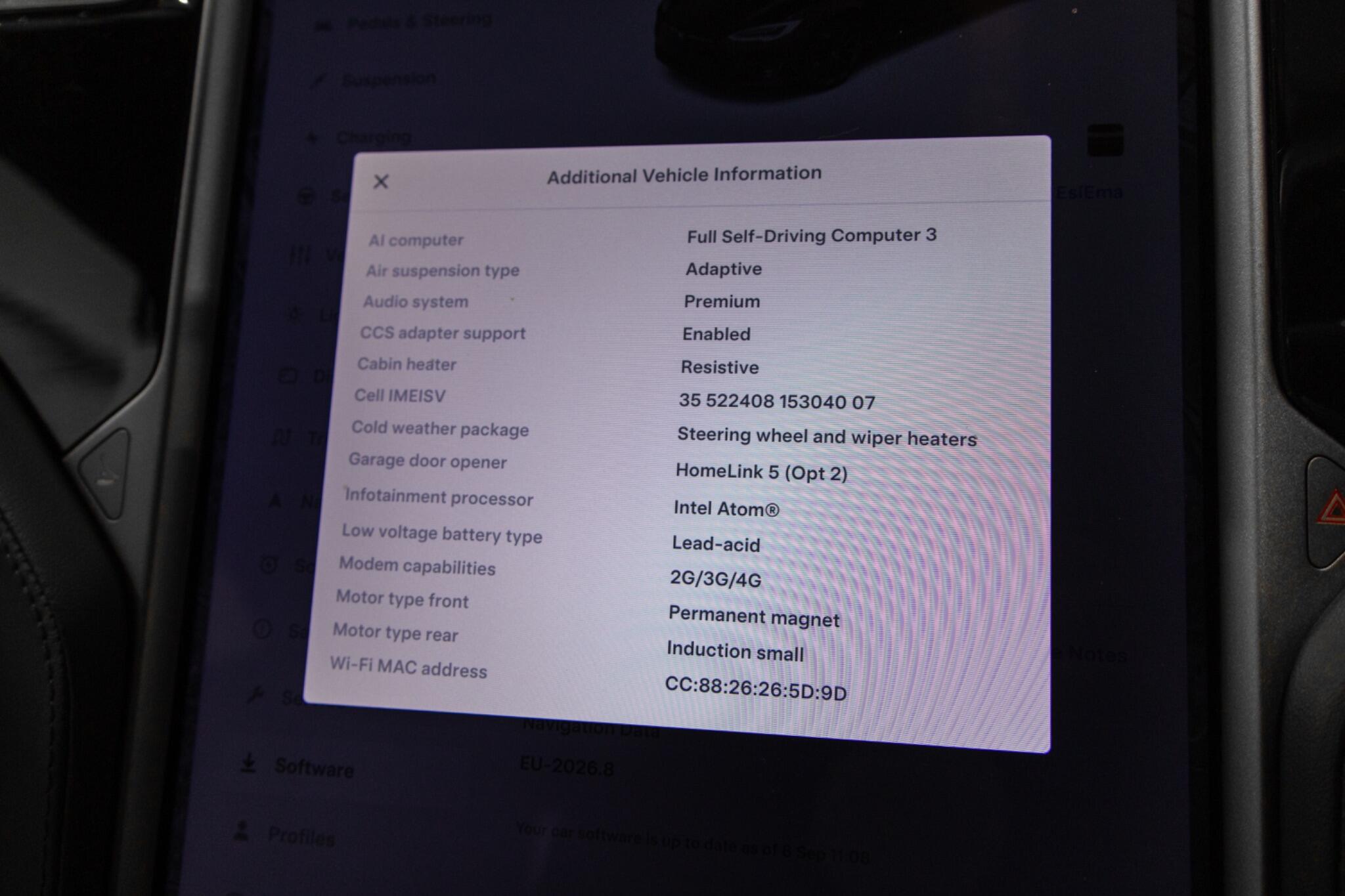 Tesla Model S view 18
