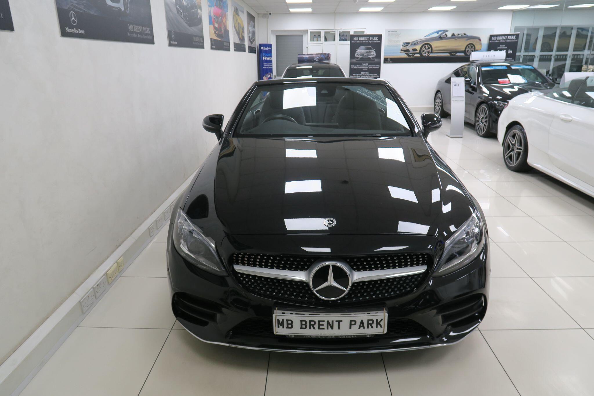 Mercedes-Benz C-Class view 4
