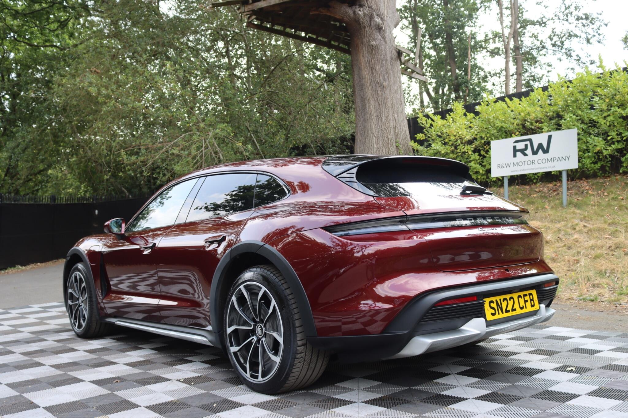 Porsche Taycan view 12