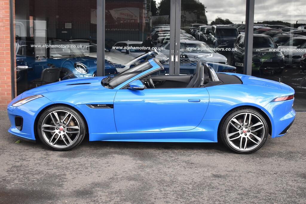 Jaguar F-Type view 15