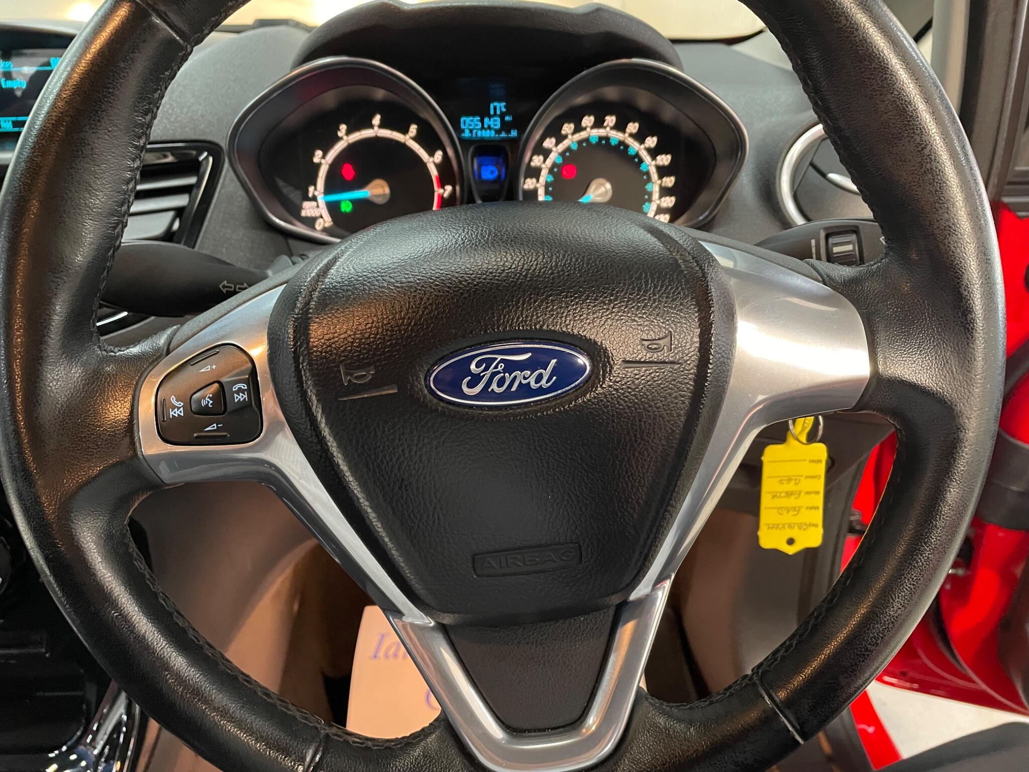 Ford Fiesta view 13