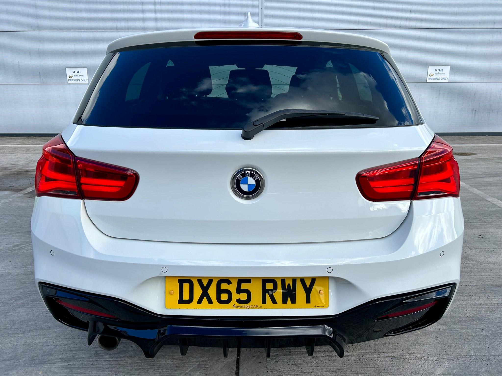 BMW 1 Series view 5