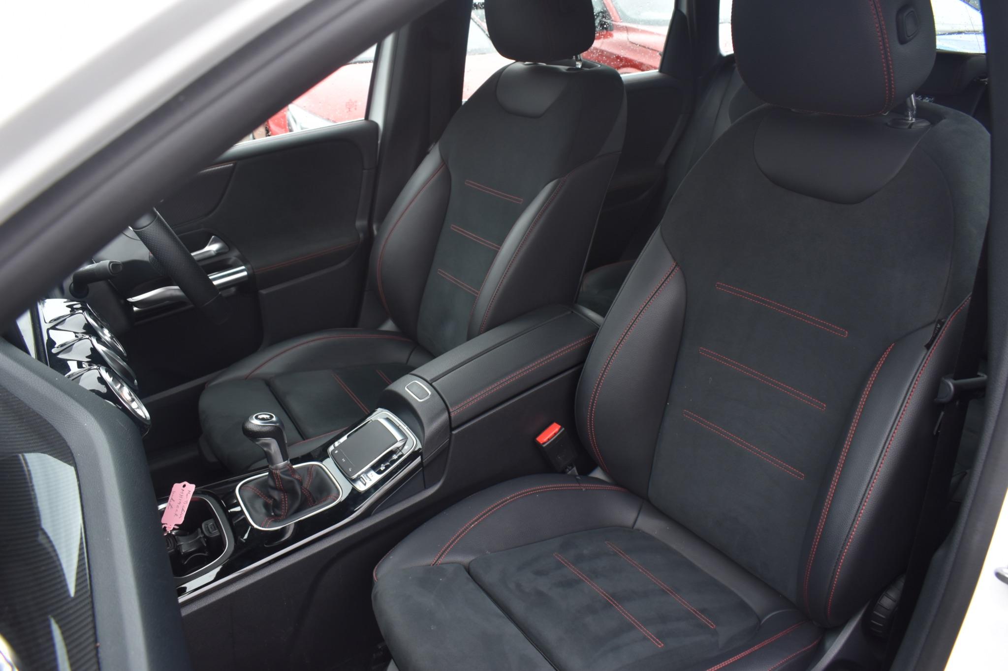 B Class - 1.3 B180 AMG Line (Premium) Euro 6 (s/s) 5dr - Image 17