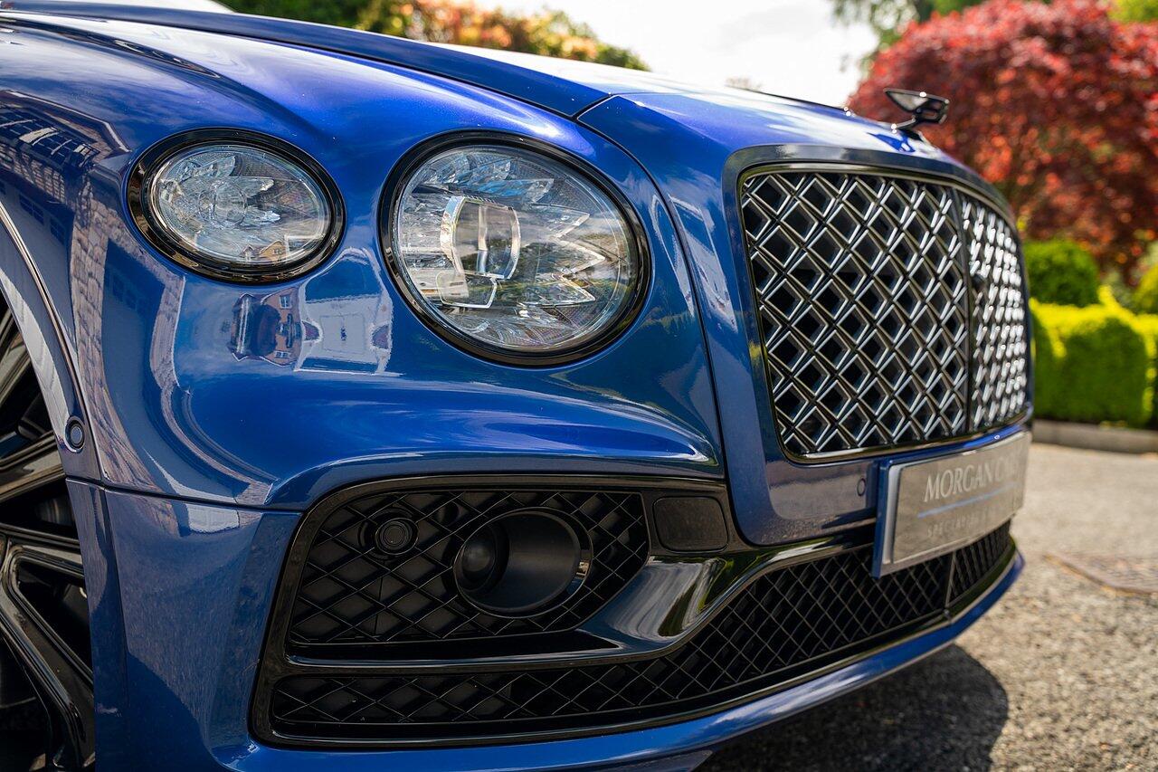 Bentley Flying Spur view 28