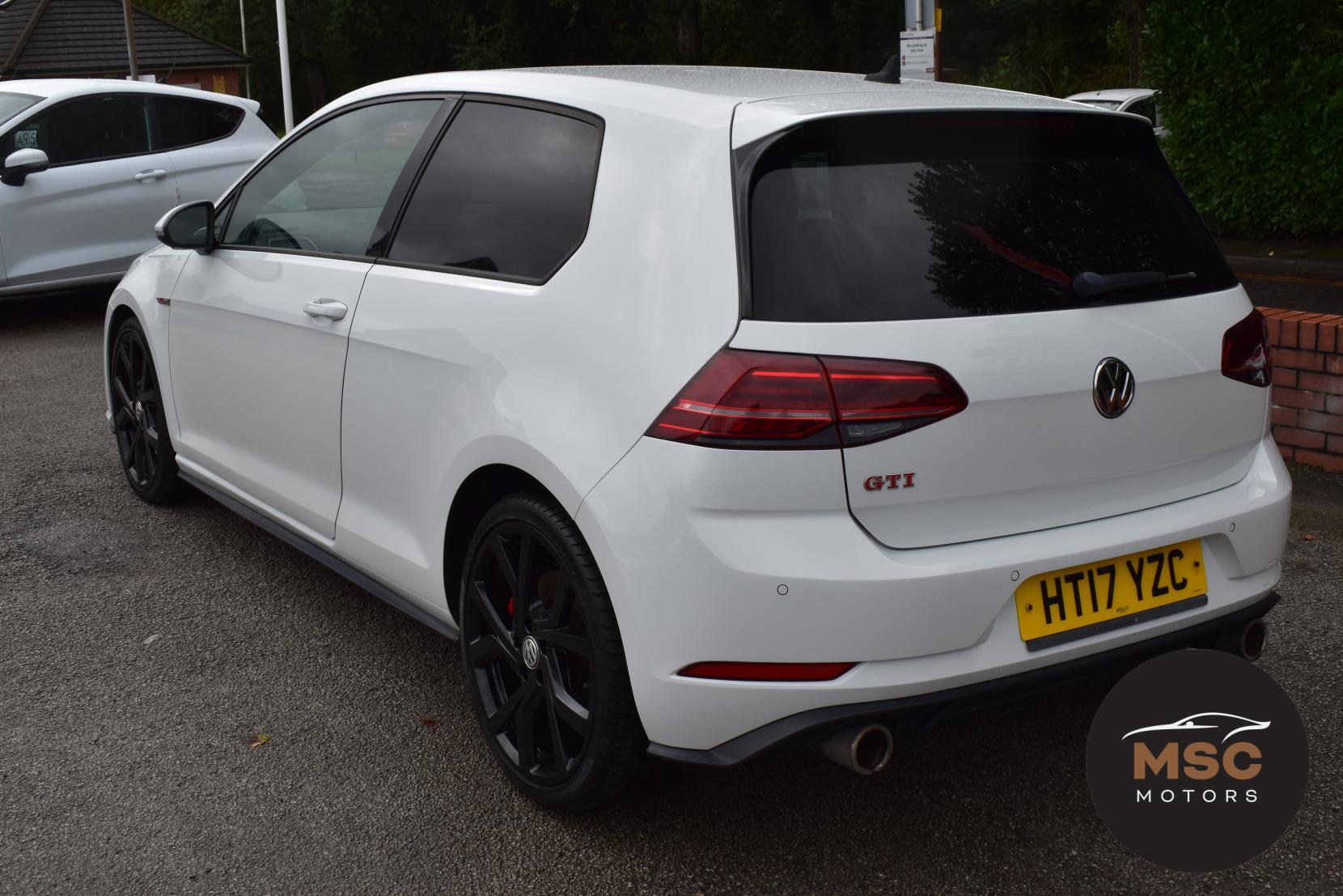 Volkswagen Golf view 11