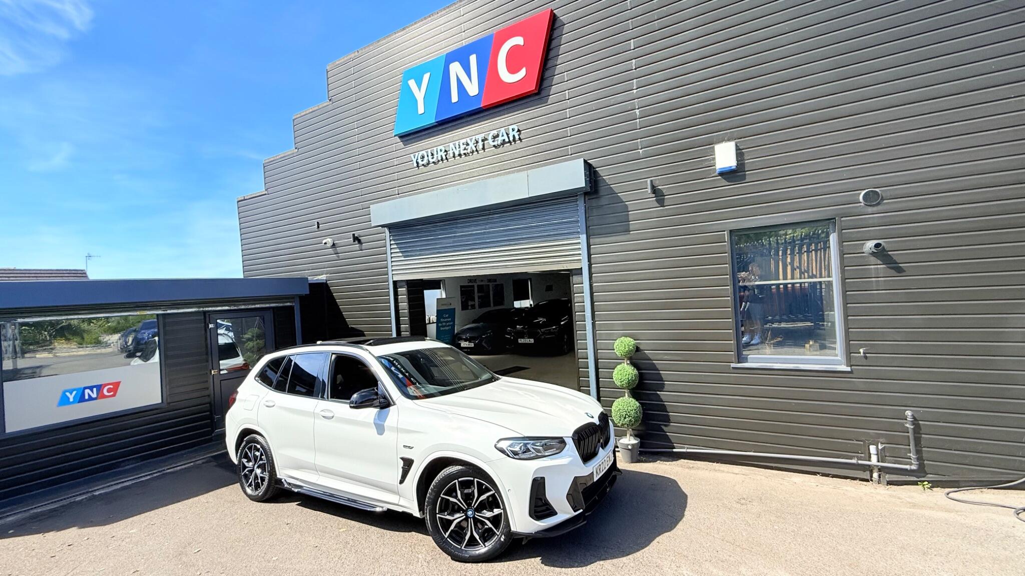 BMW X3 view 7