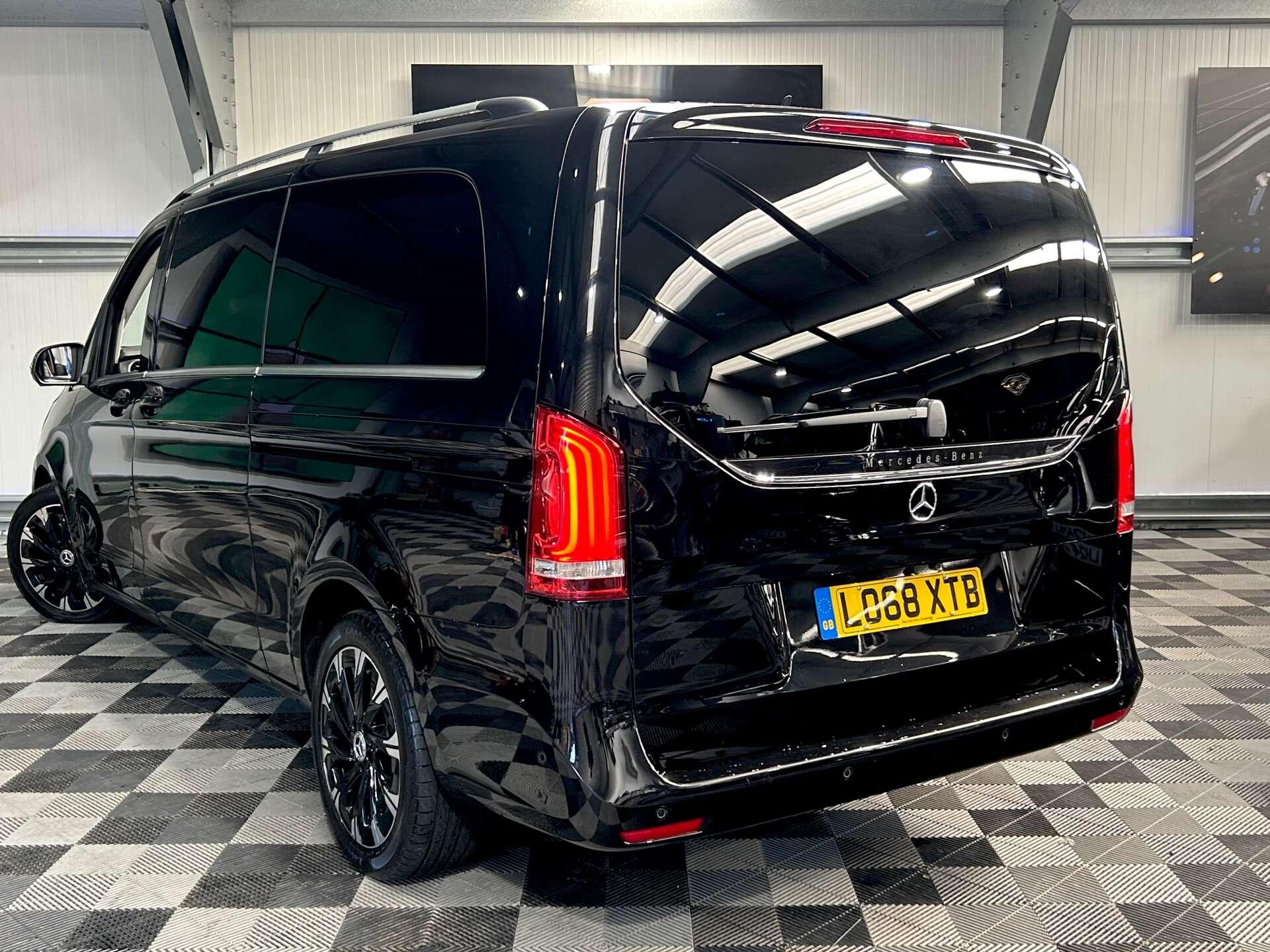 Mercedes-Benz V Class view 45