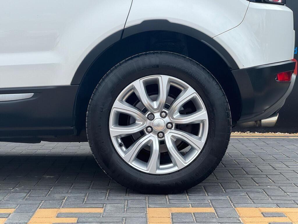 Land Rover Range Rover Evoque view 12
