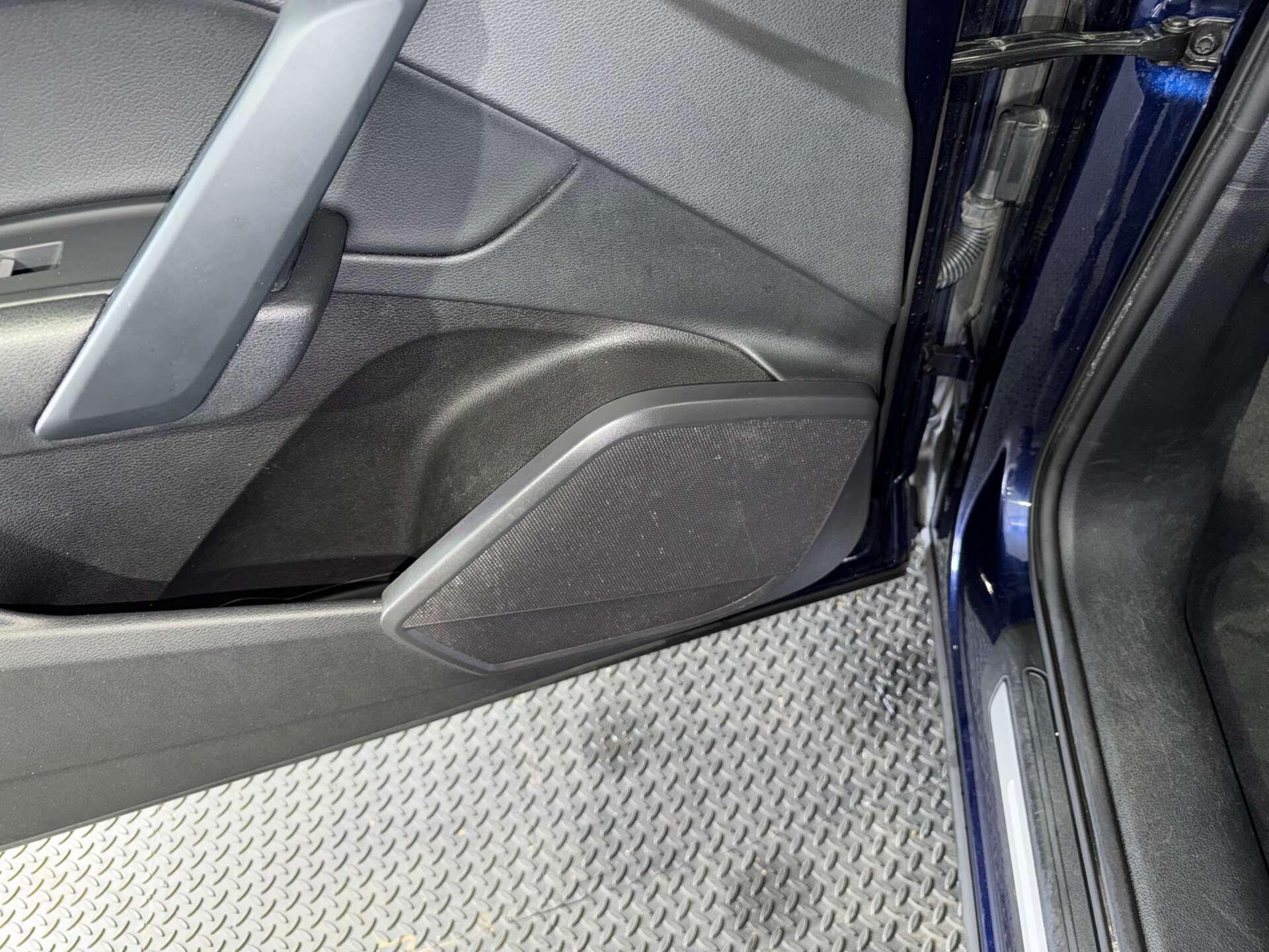 Audi Q5 view 50