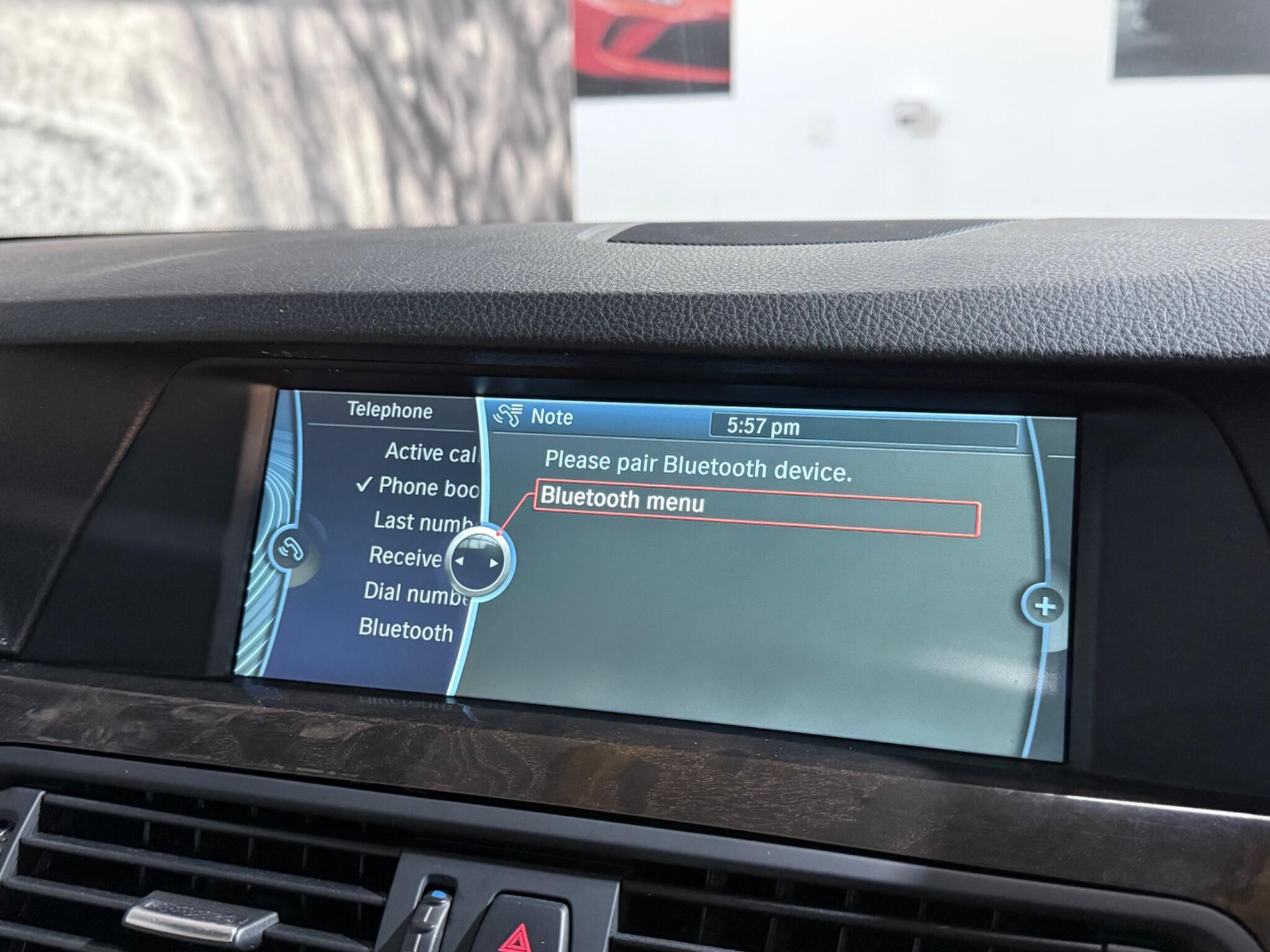 BMW 5 Series view 46
