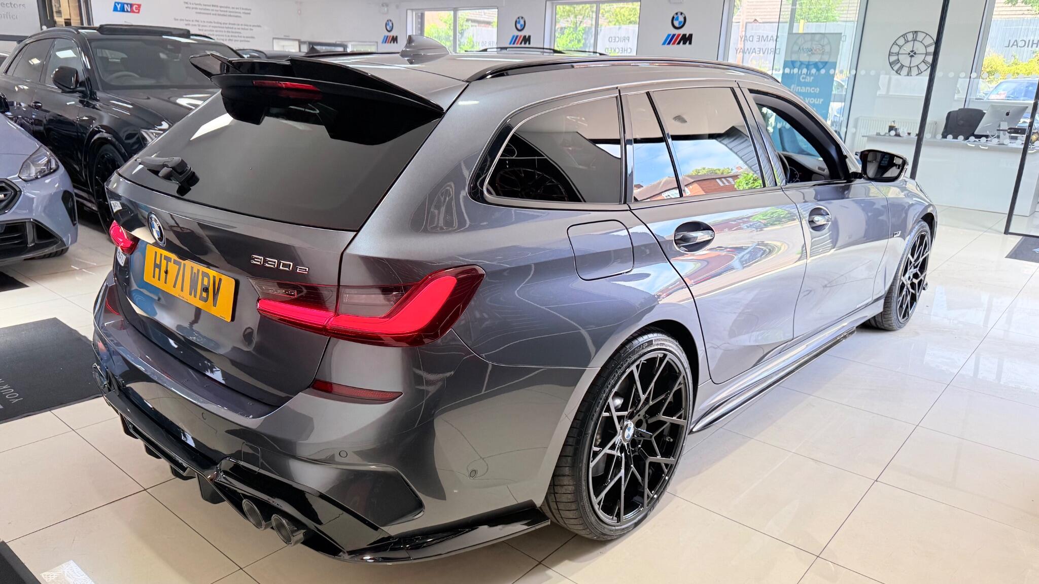 BMW 3 Series view 41