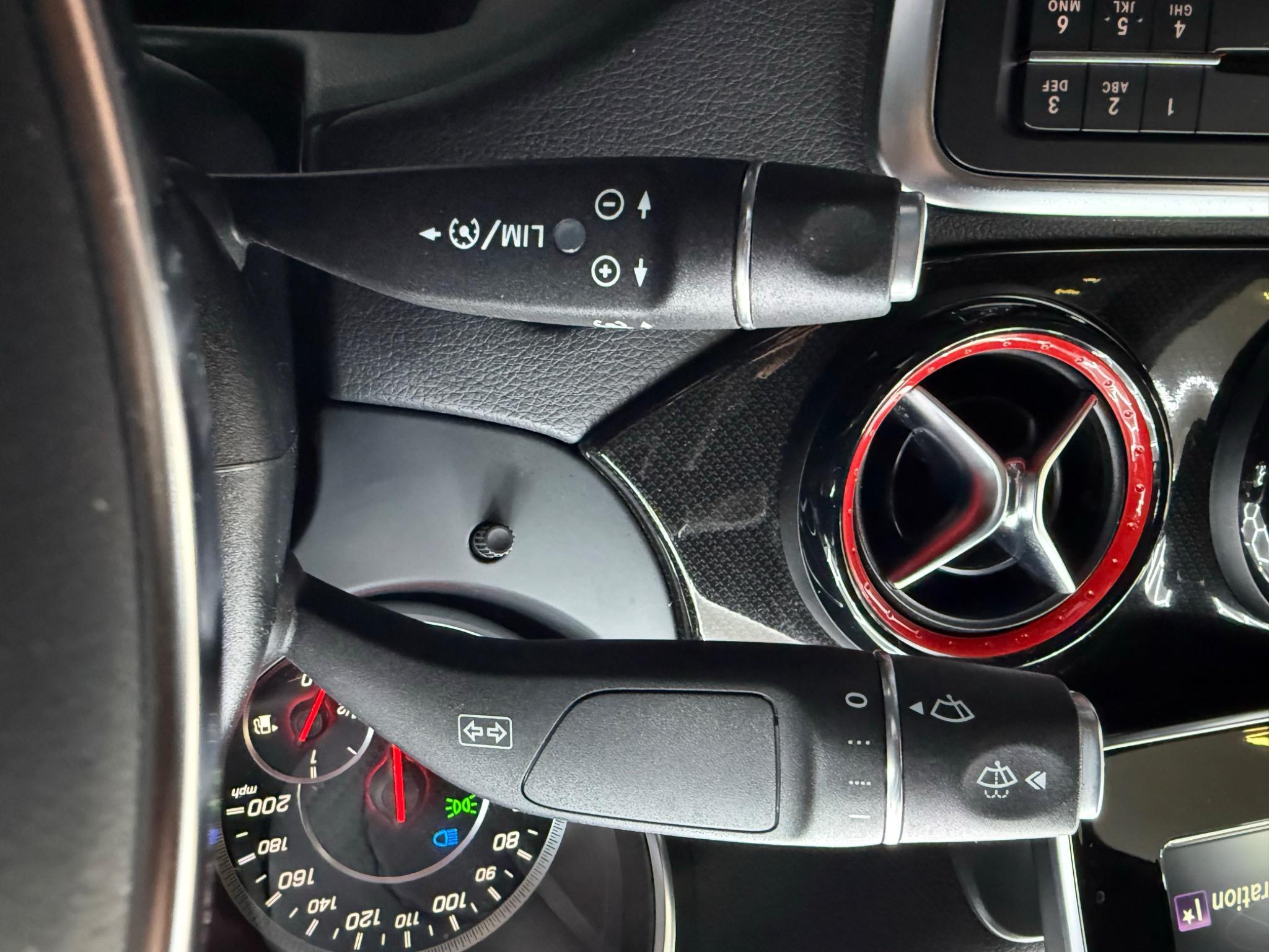 Mercedes-Benz Cla view 16