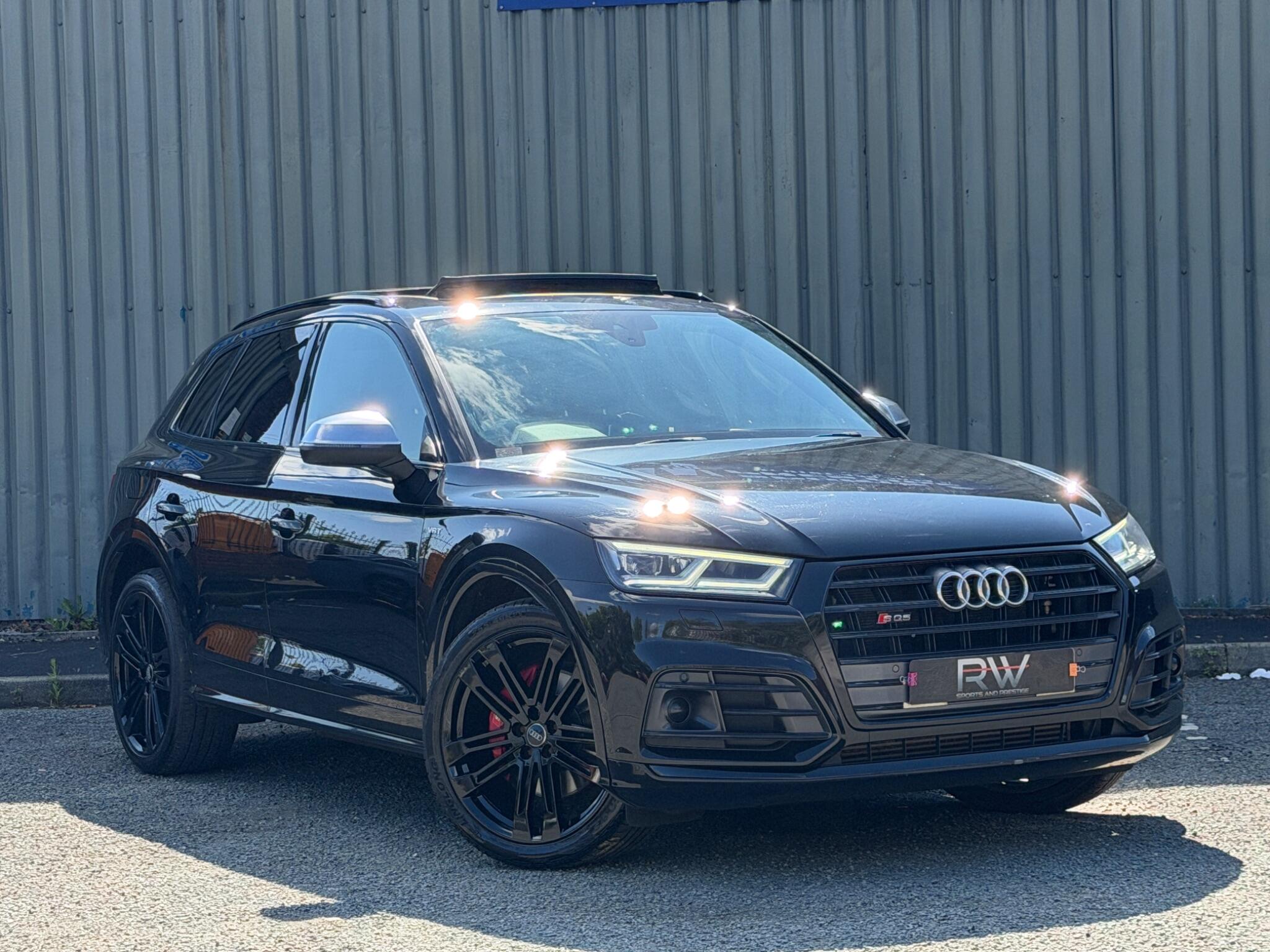 Audi SQ5 main image