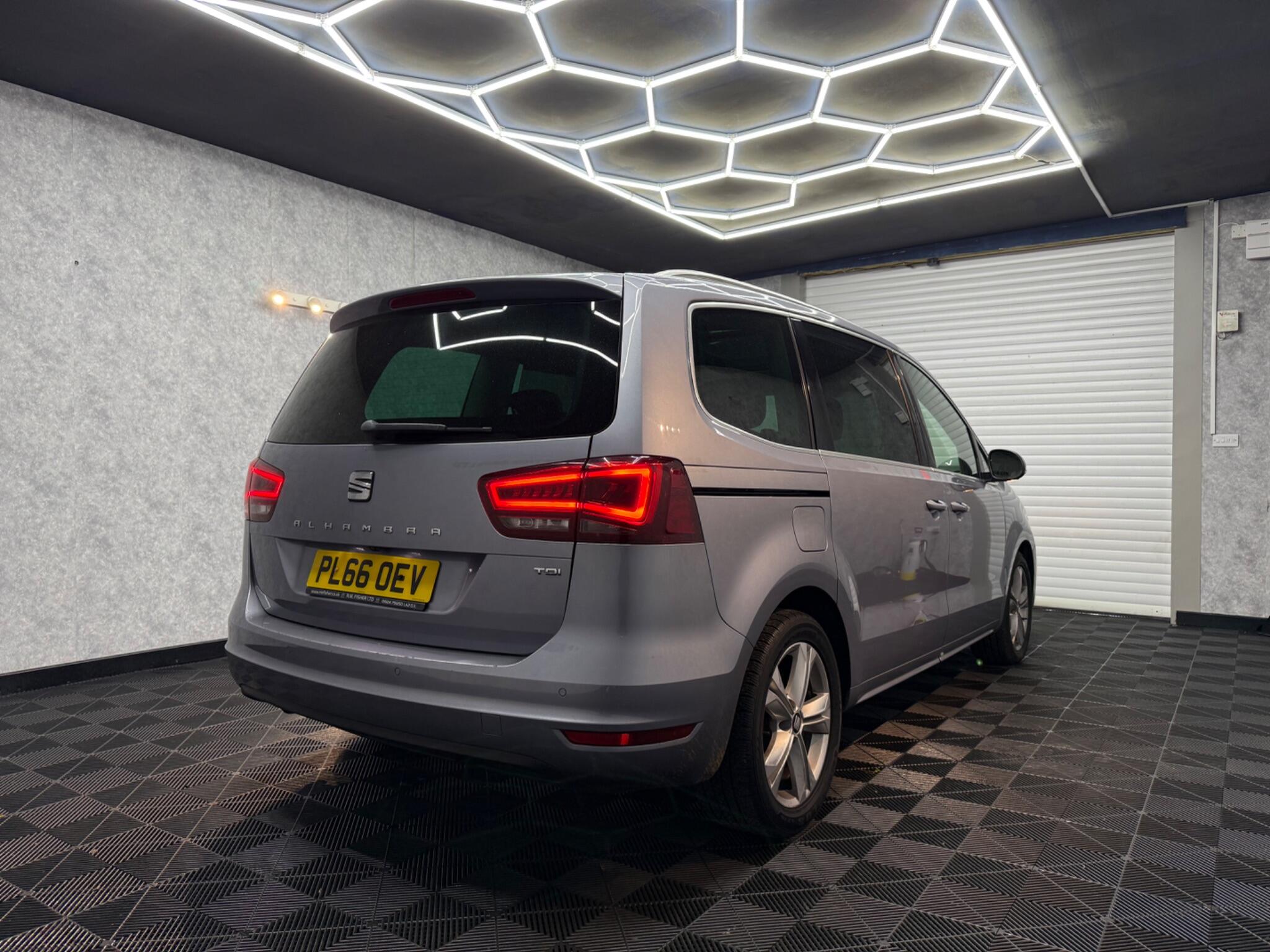 Seat Alhambra view 4