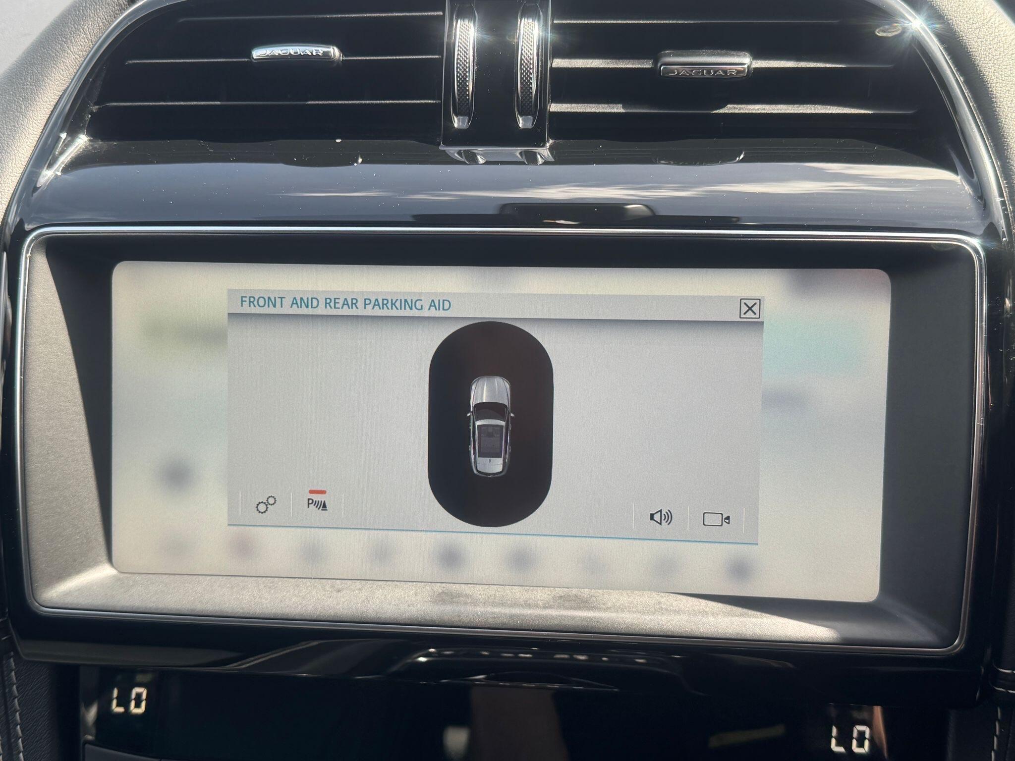 Jaguar F-Pace view 34