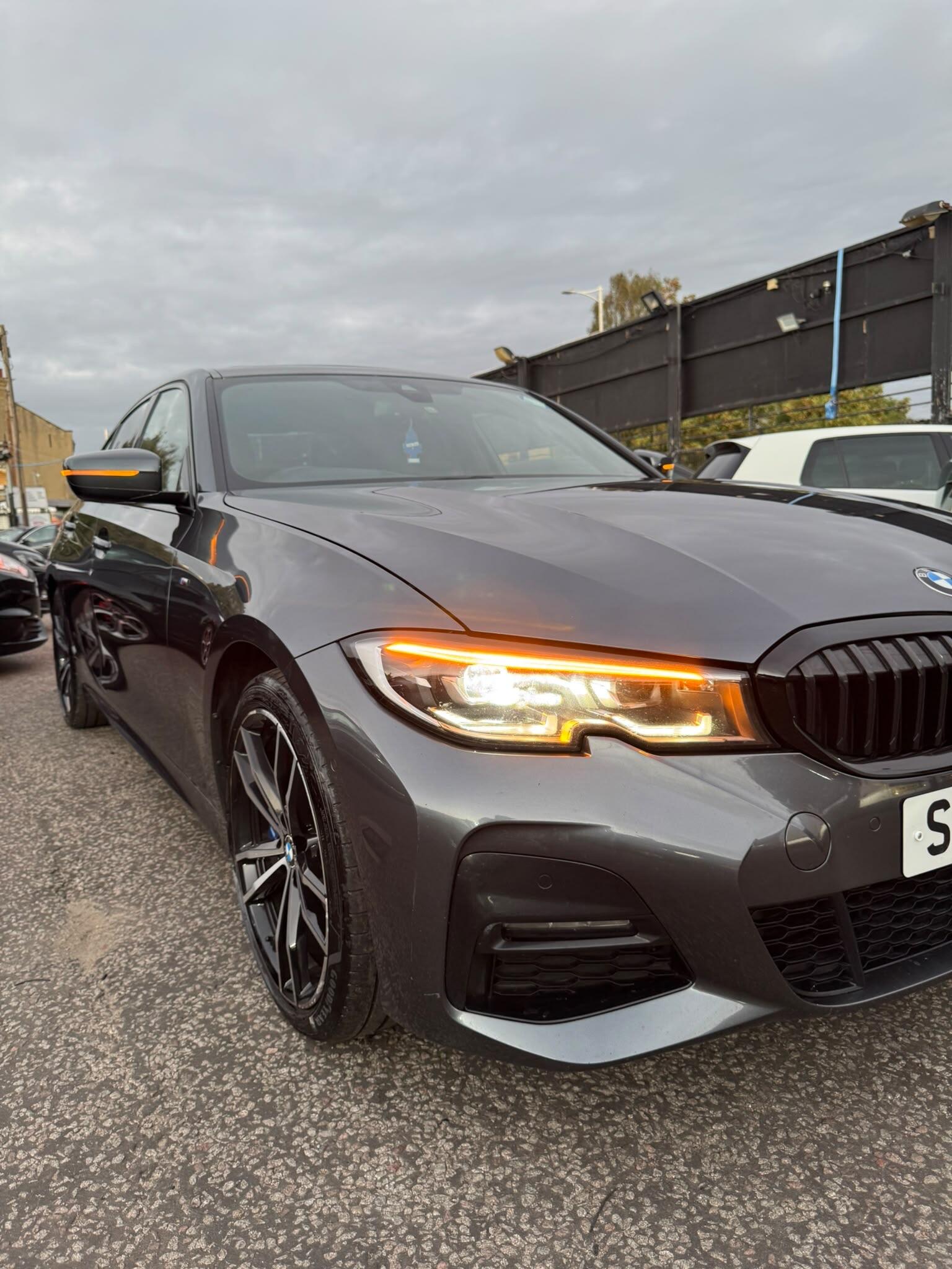 BMW 3 Series view 36